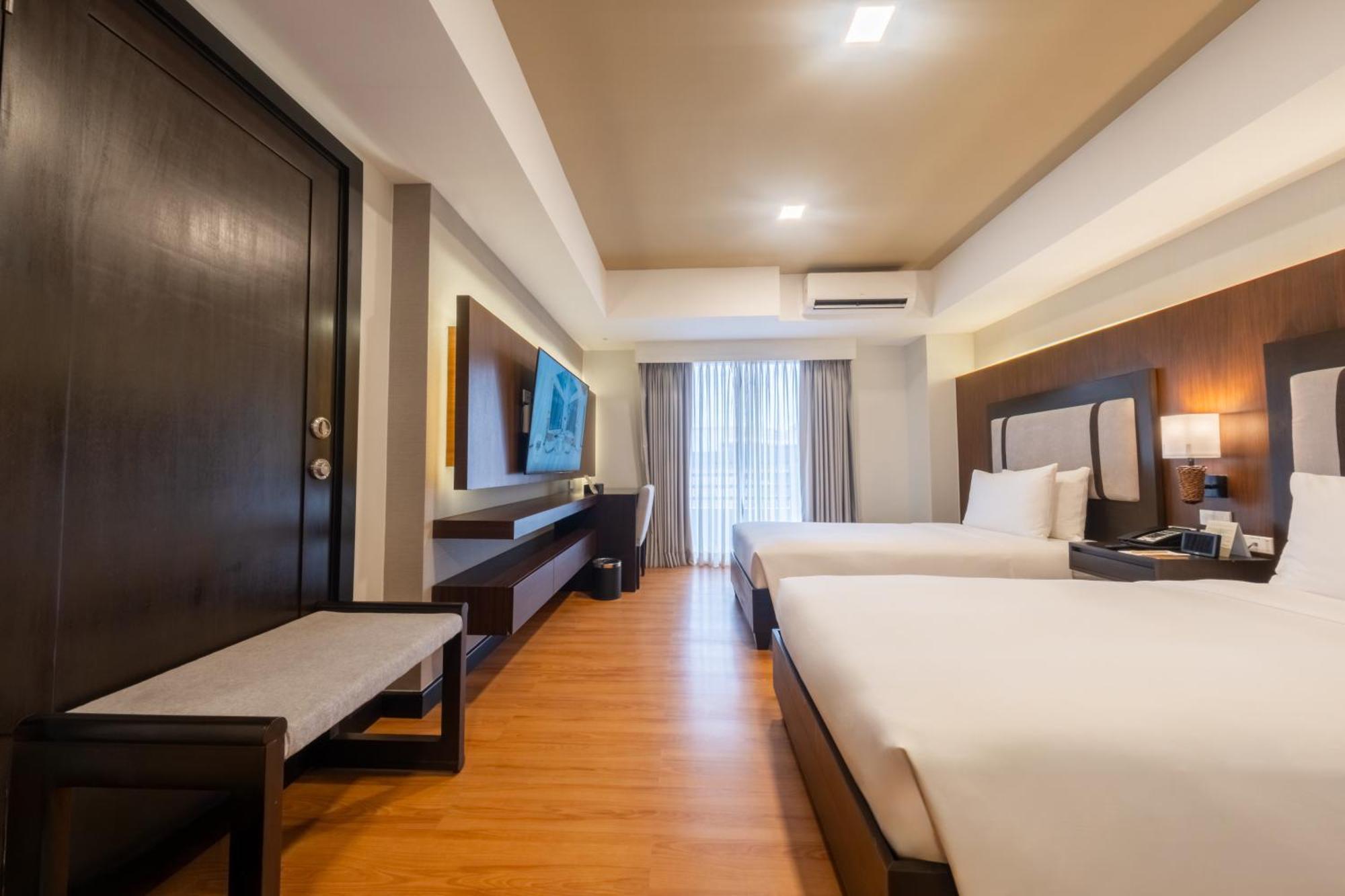 Classic Room Twin Beds