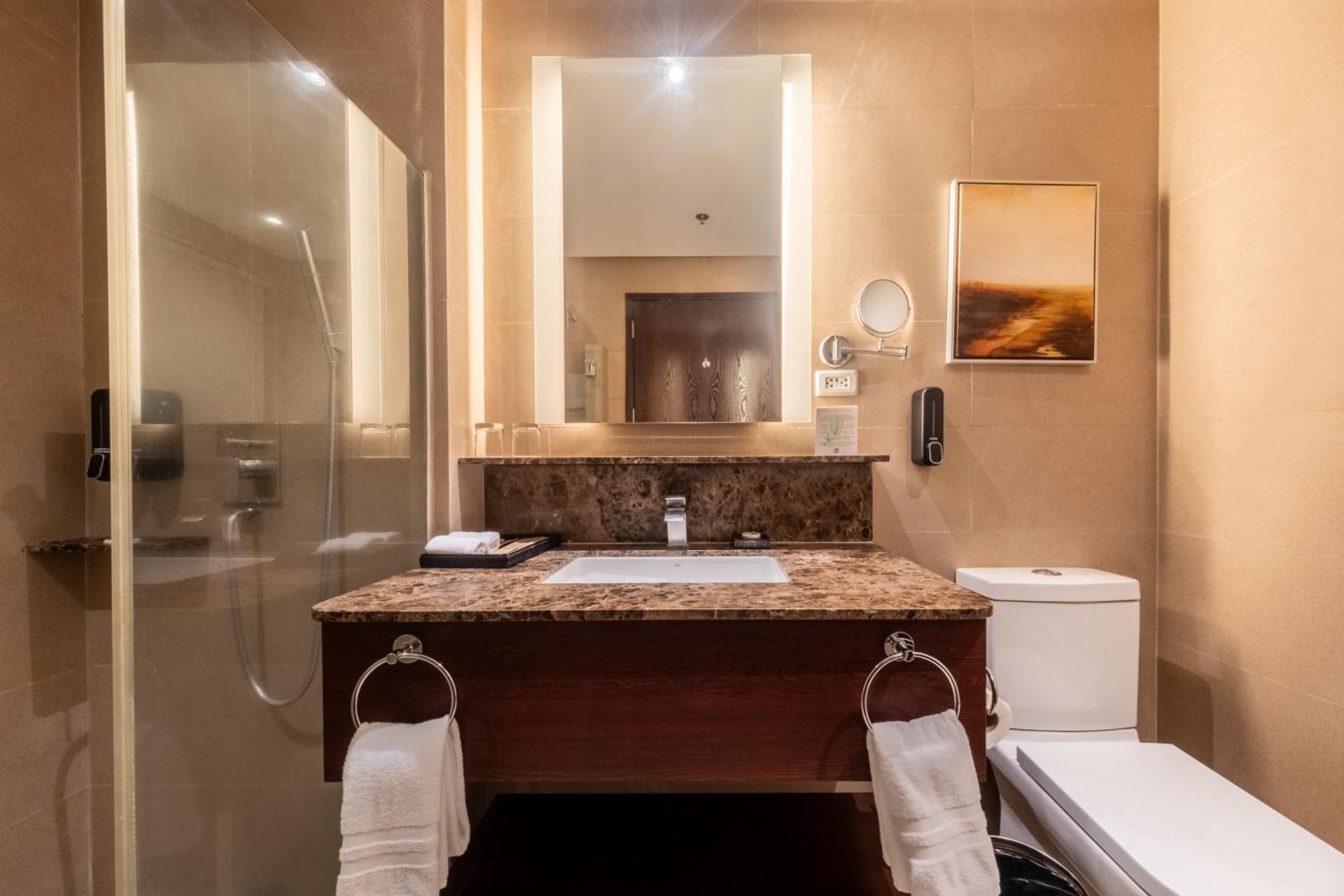 Executive Room Queen