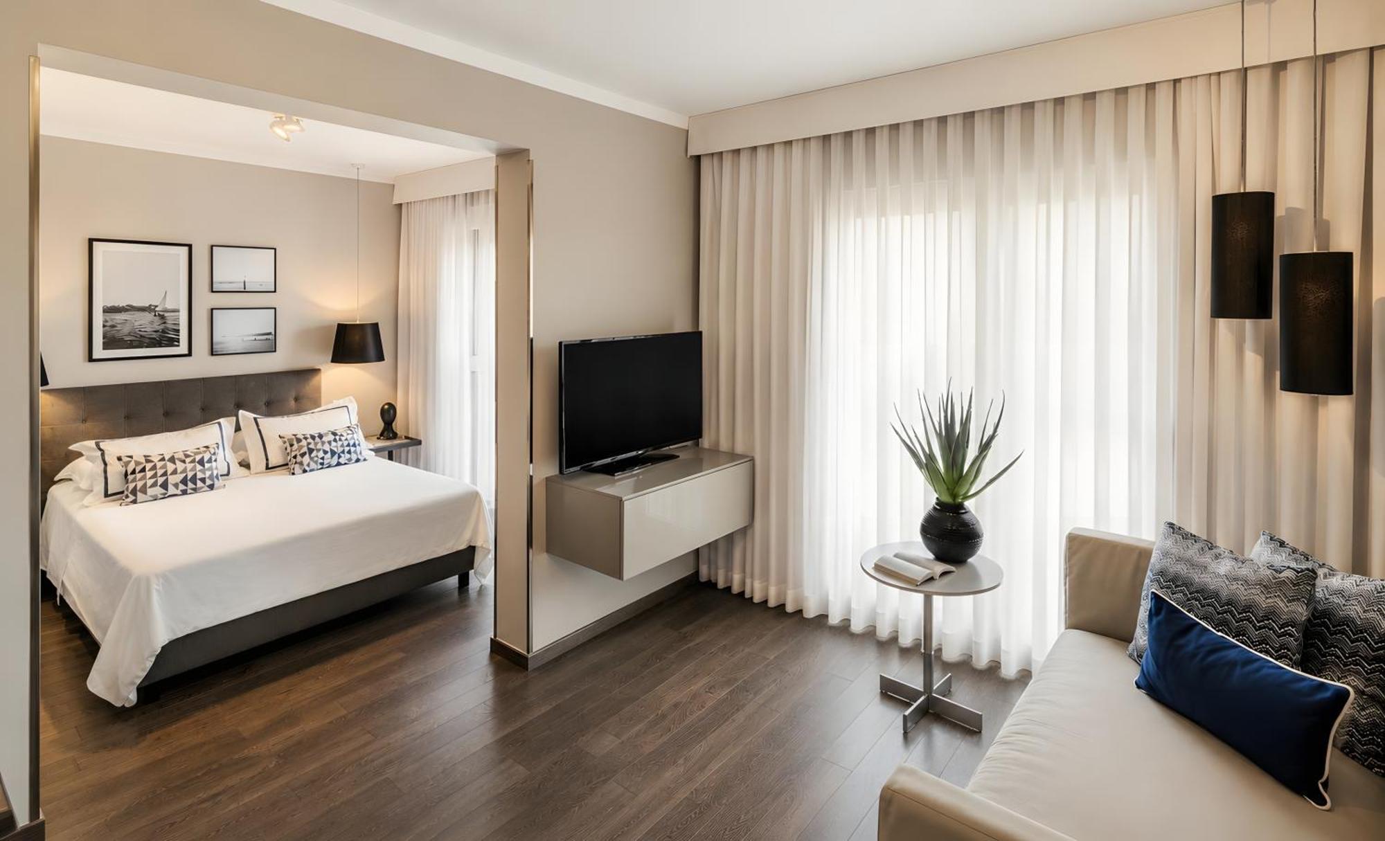 One-Bedroom Suite