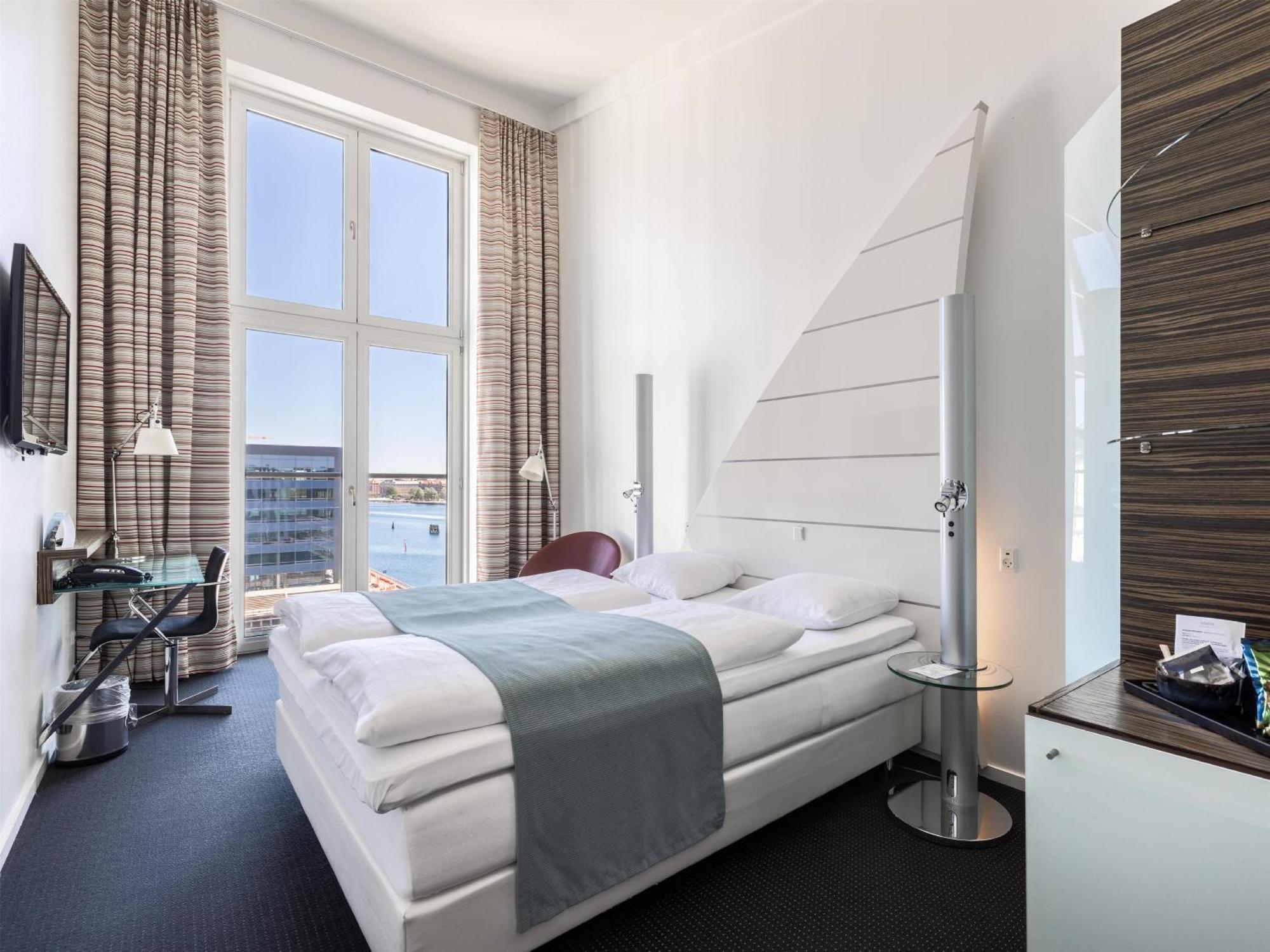 Superior Double with Canal View