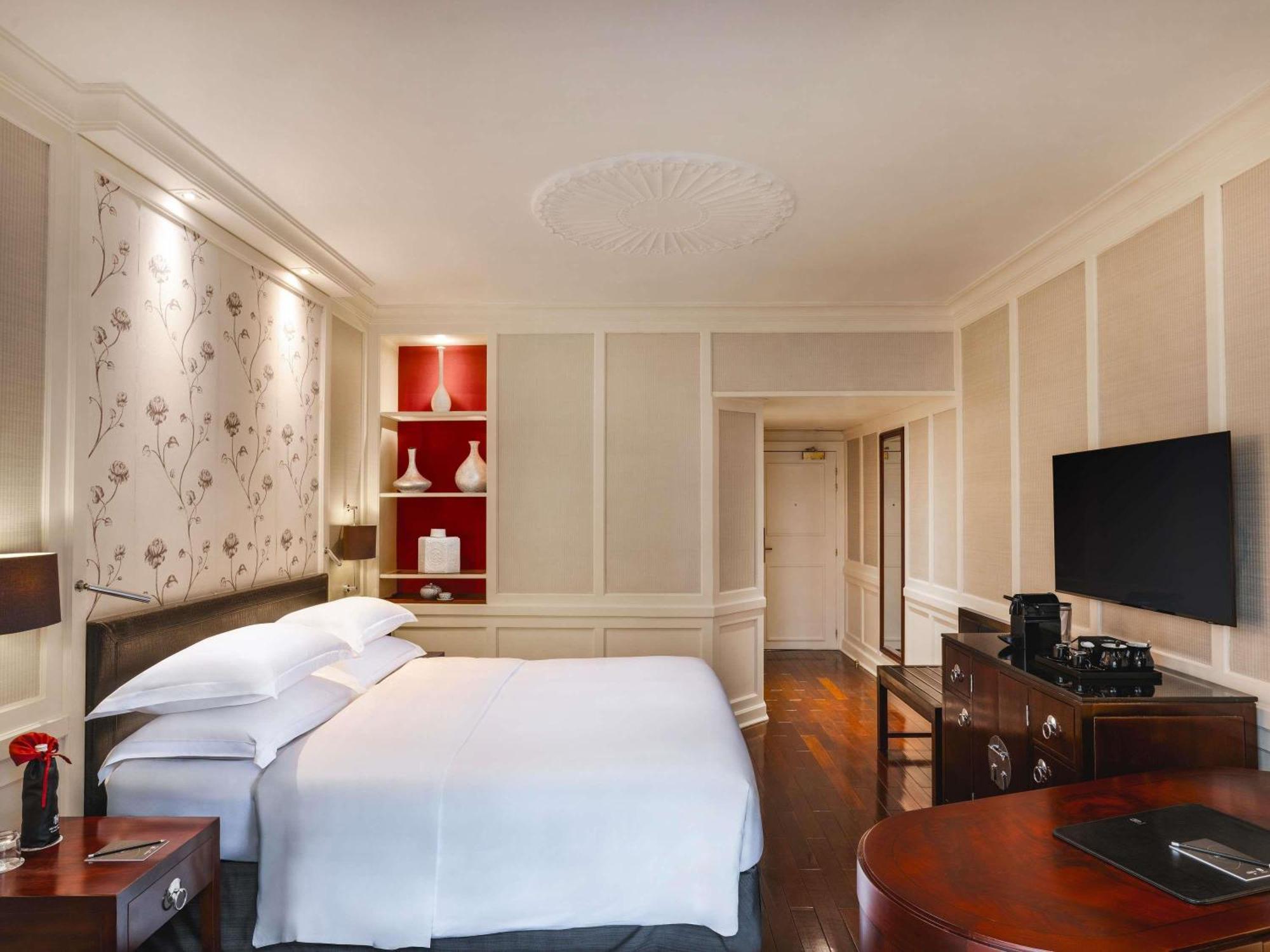Opera Wing Premium Twin Room