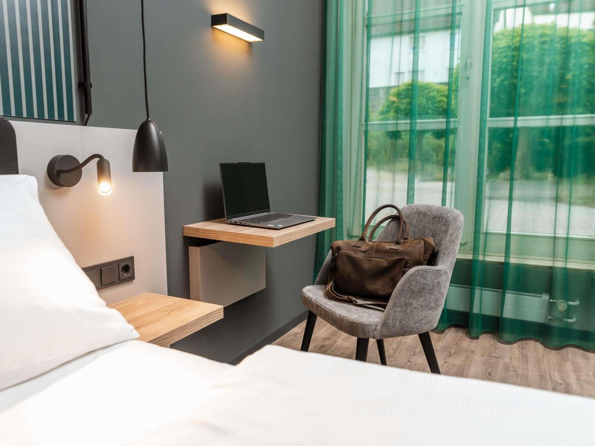 Standard Double Room Mobility Accessible