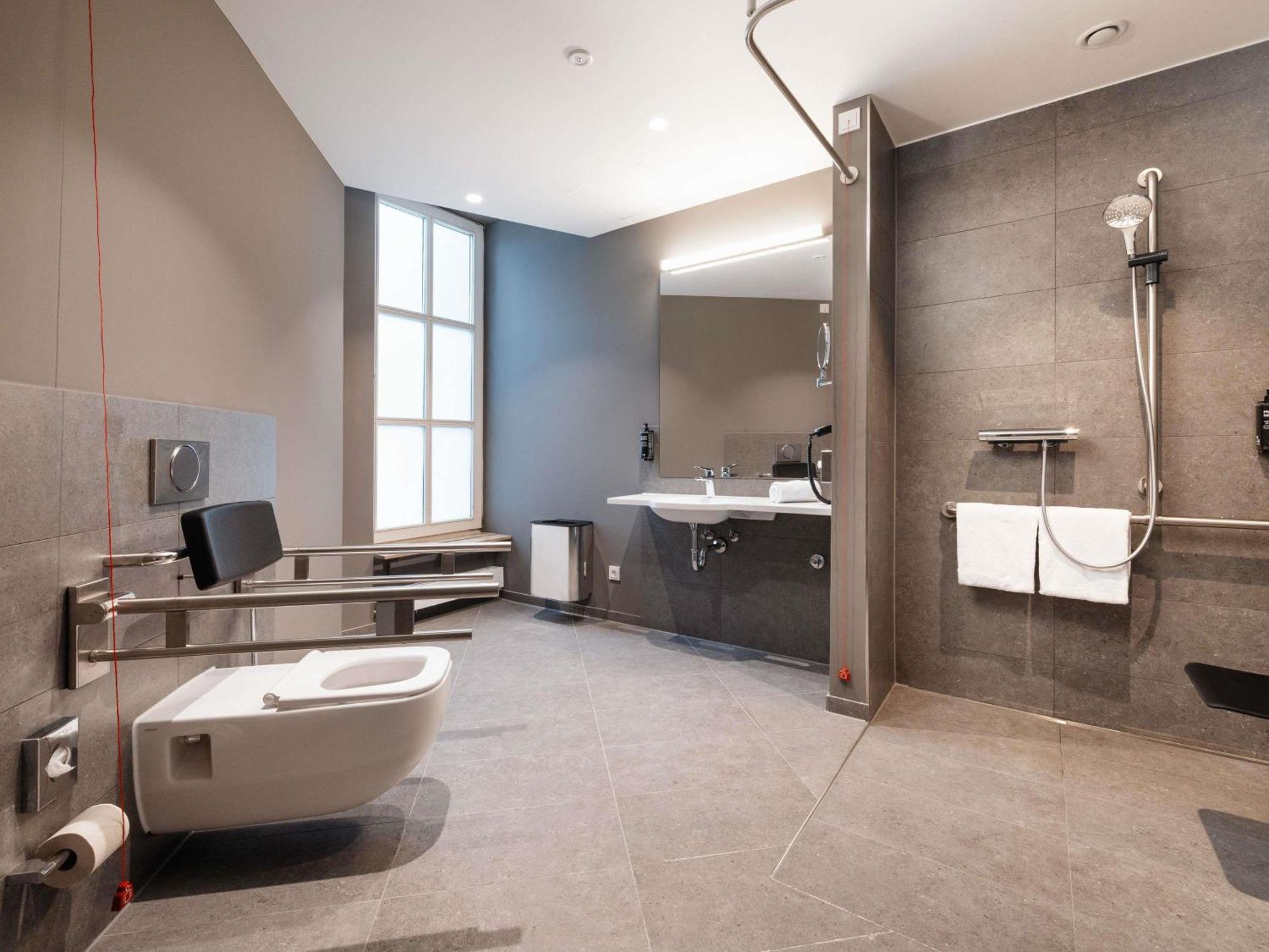 Standard Double Room Mobility Accessible