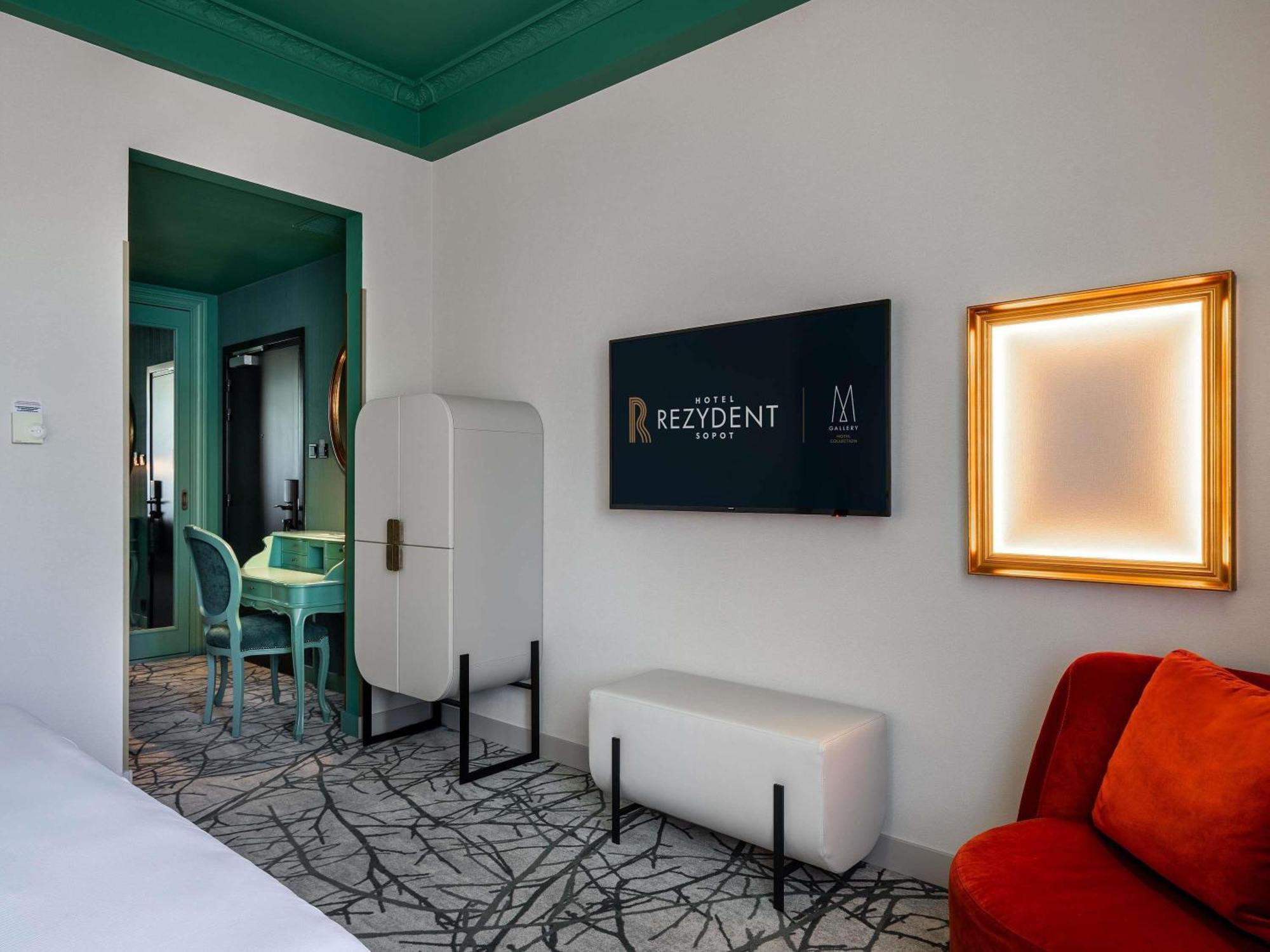 Superior King Room