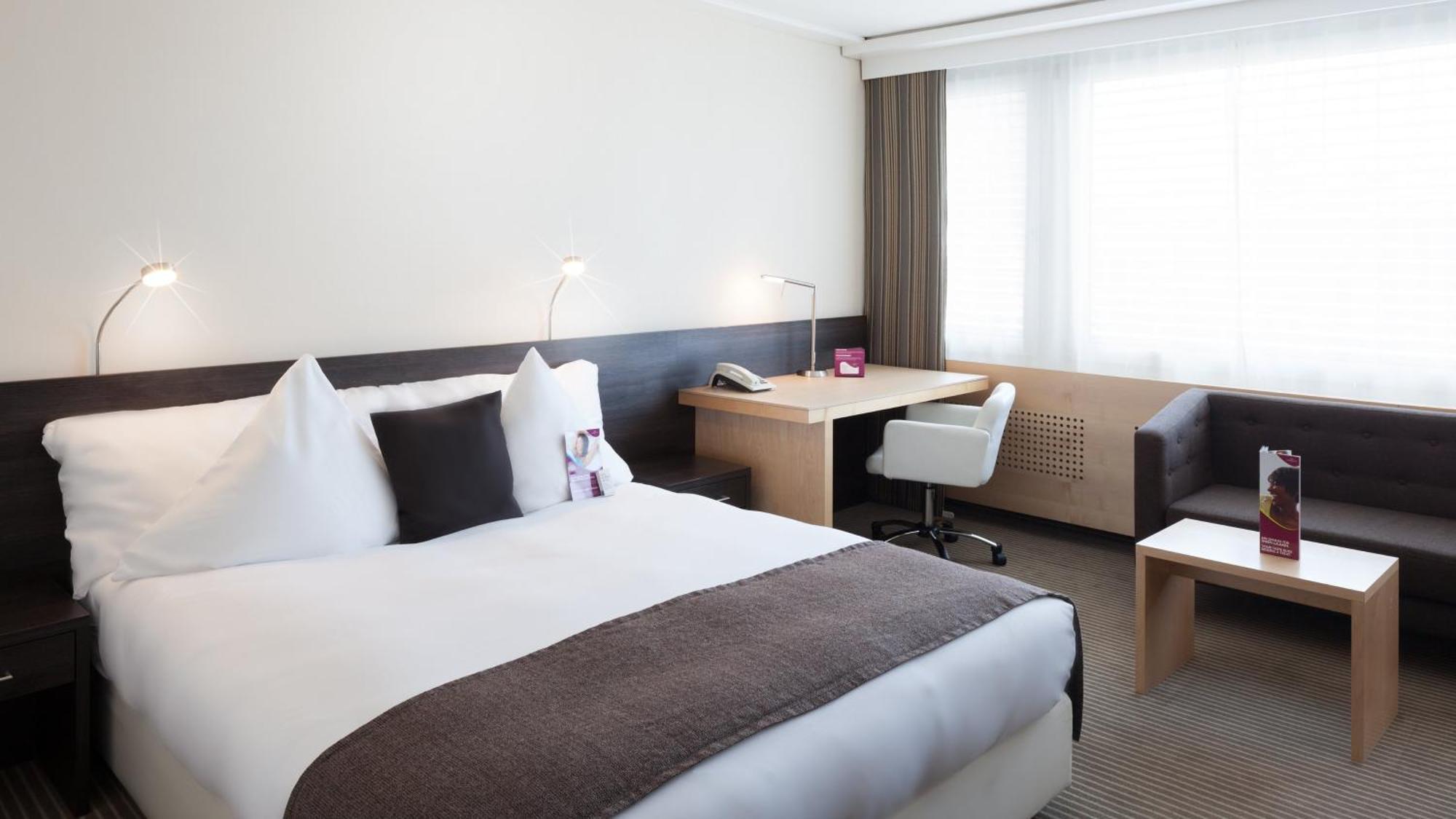 Premium Queen Room