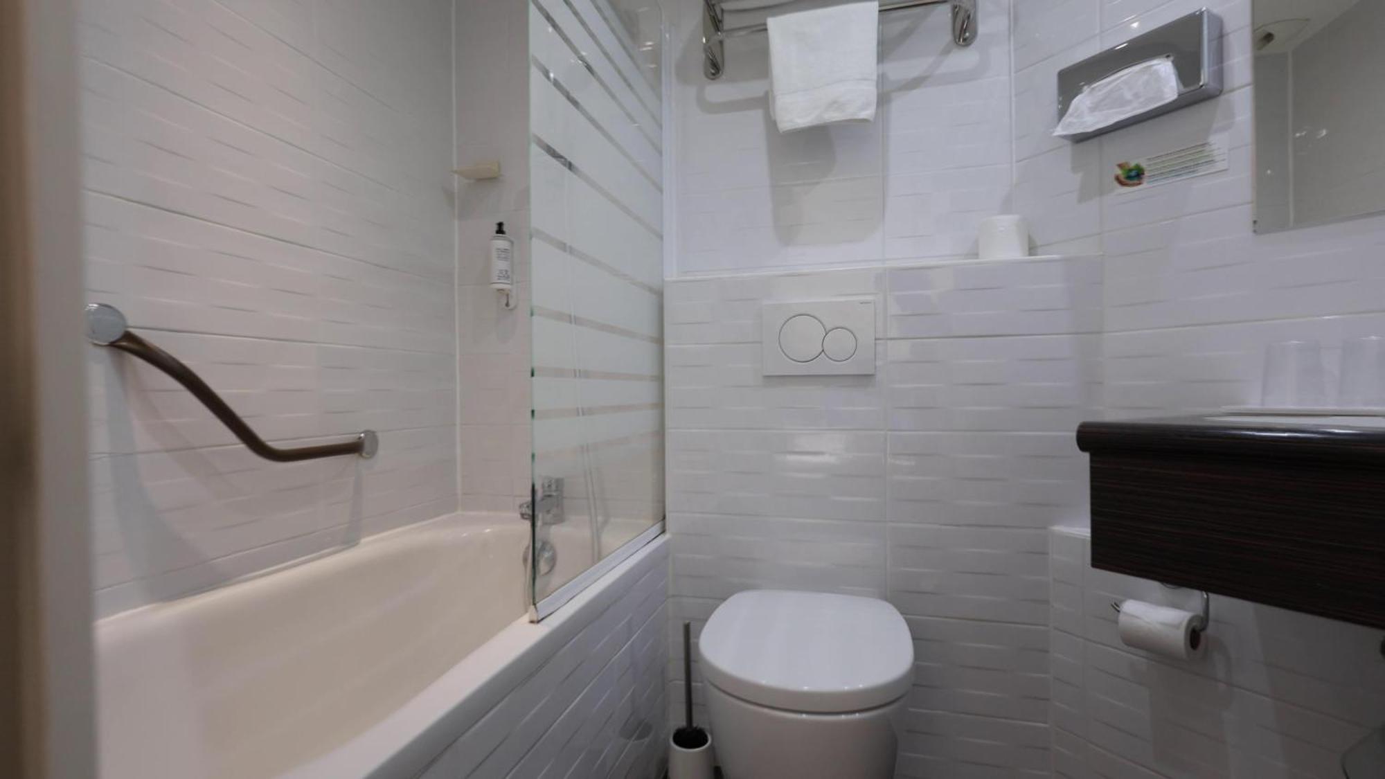 Comfort Queen Room Air Condition