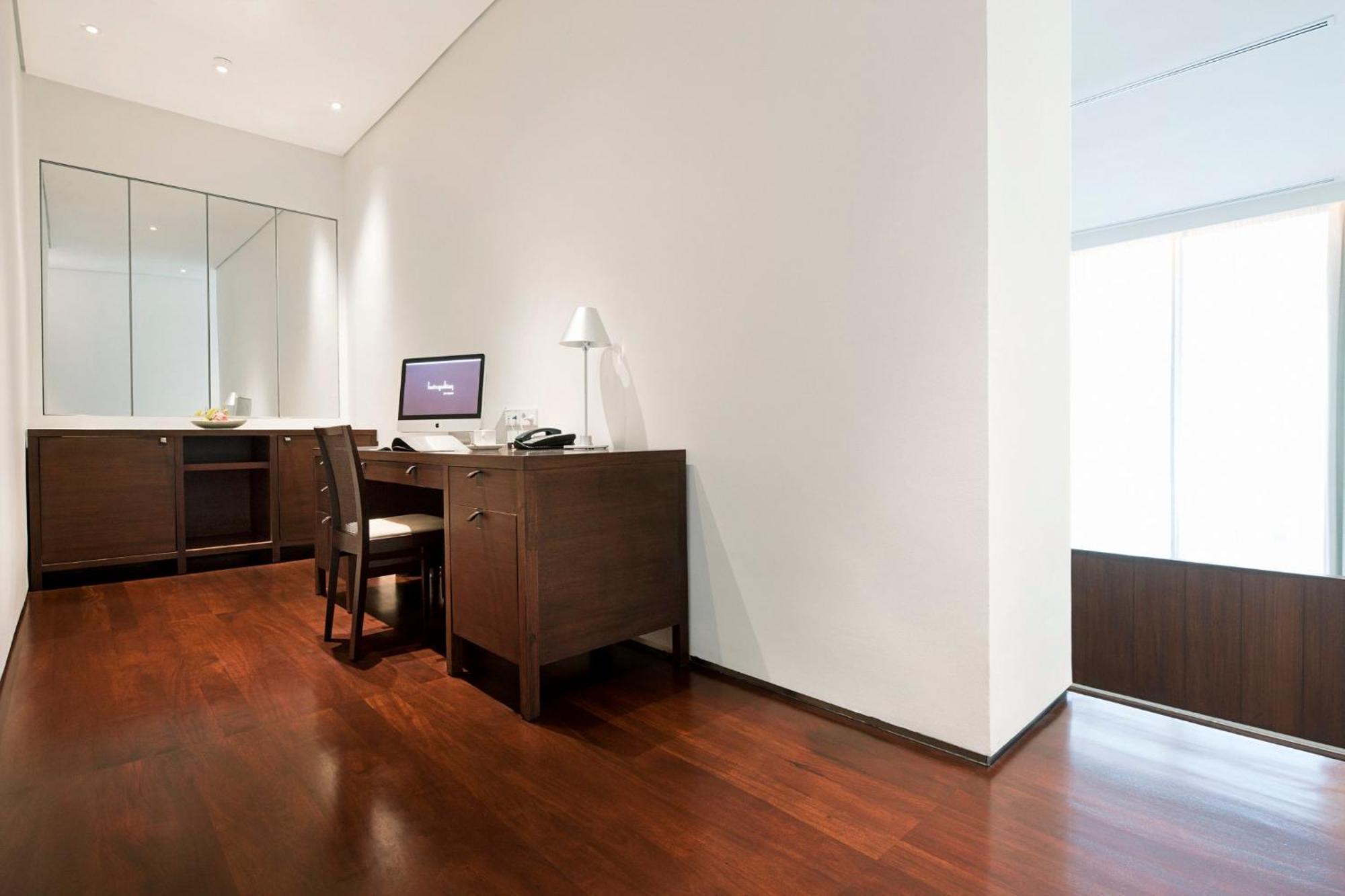 Penthouse Suite