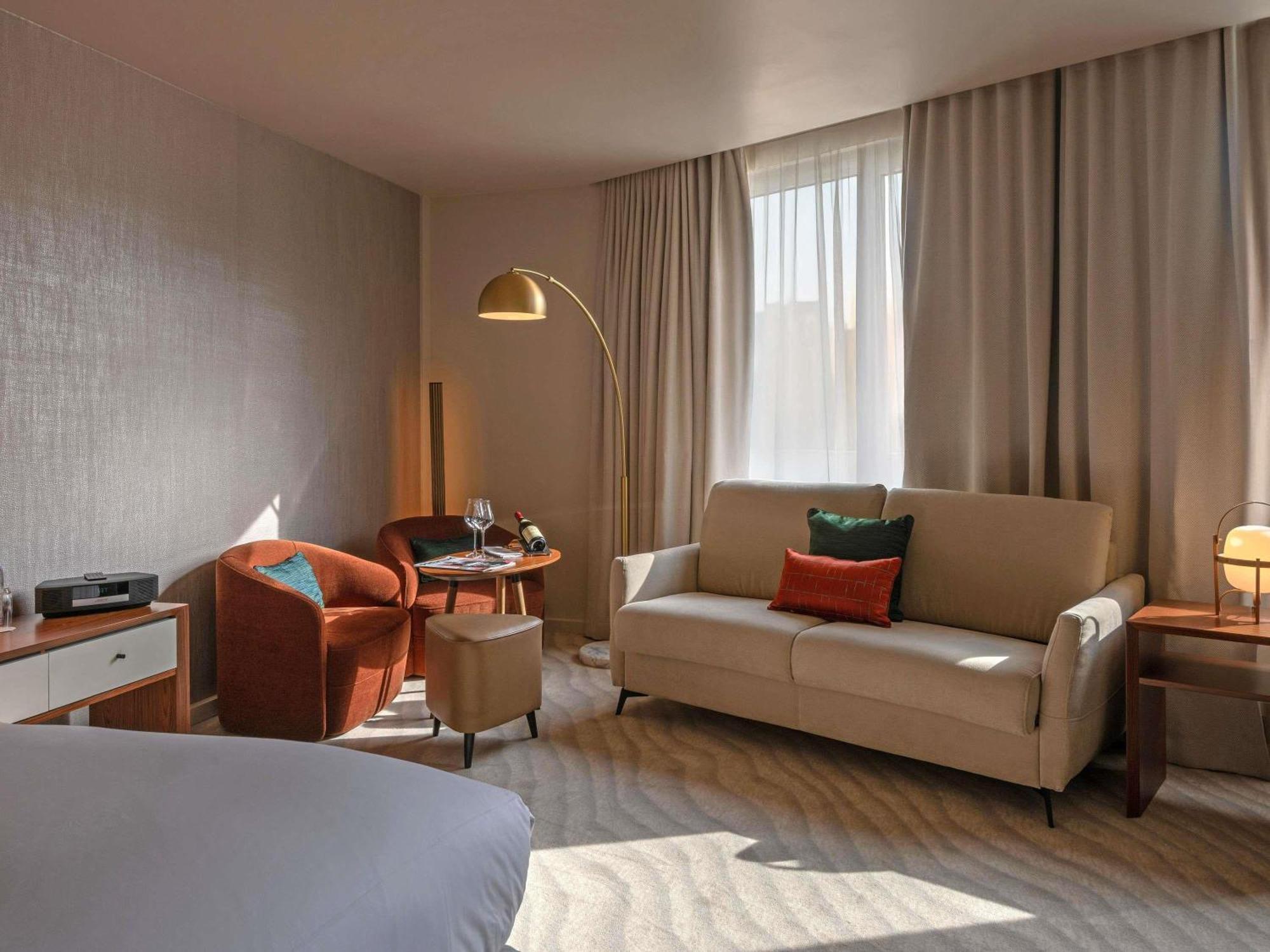 Junior King Suite