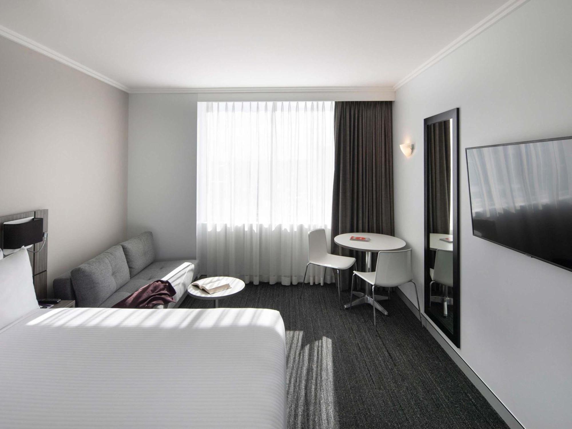 Superior Queen Room