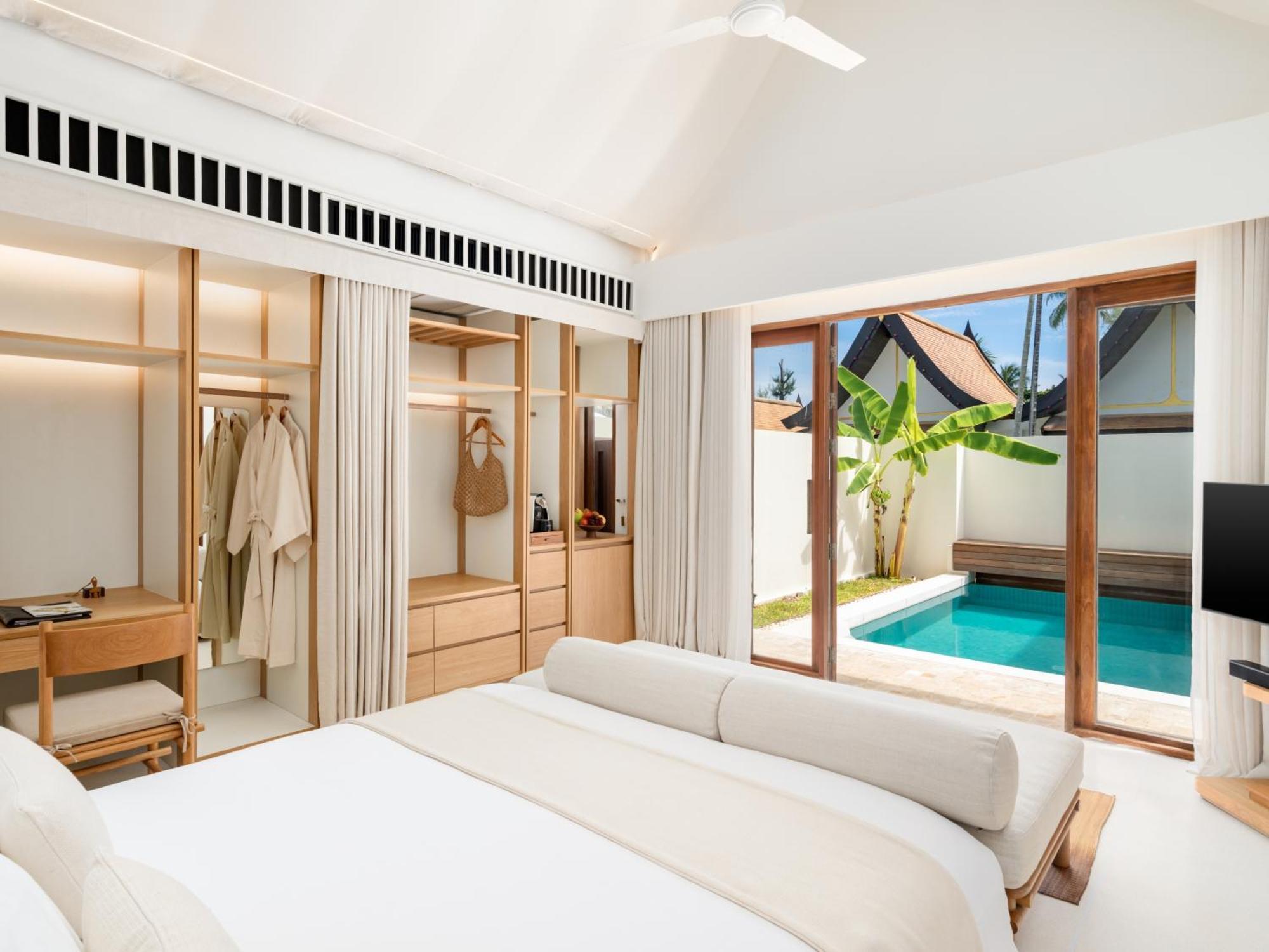 SALA Pool Villa