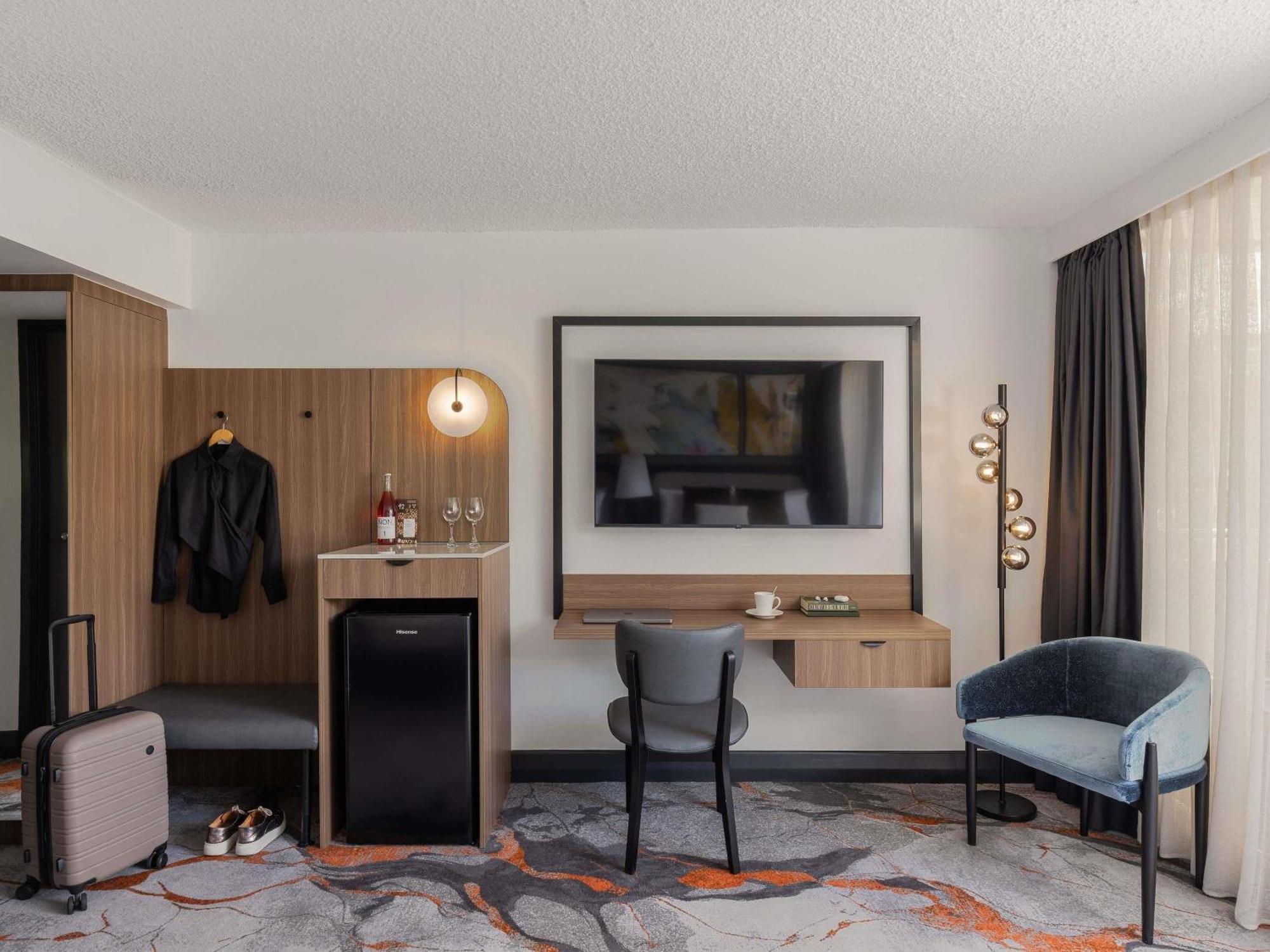Superior Double Room with Two Double Beds