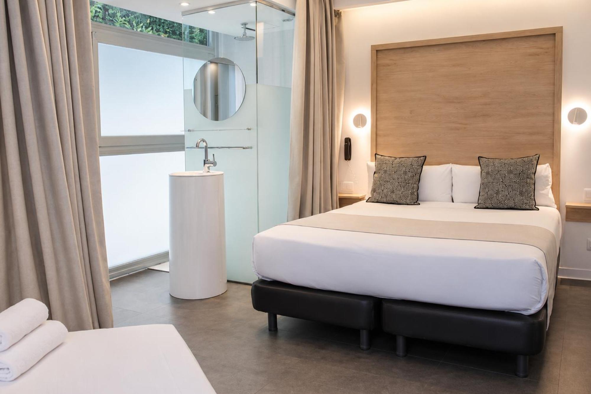 Basic Triple Room