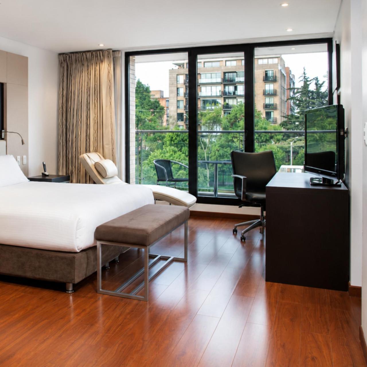 Suite City View
