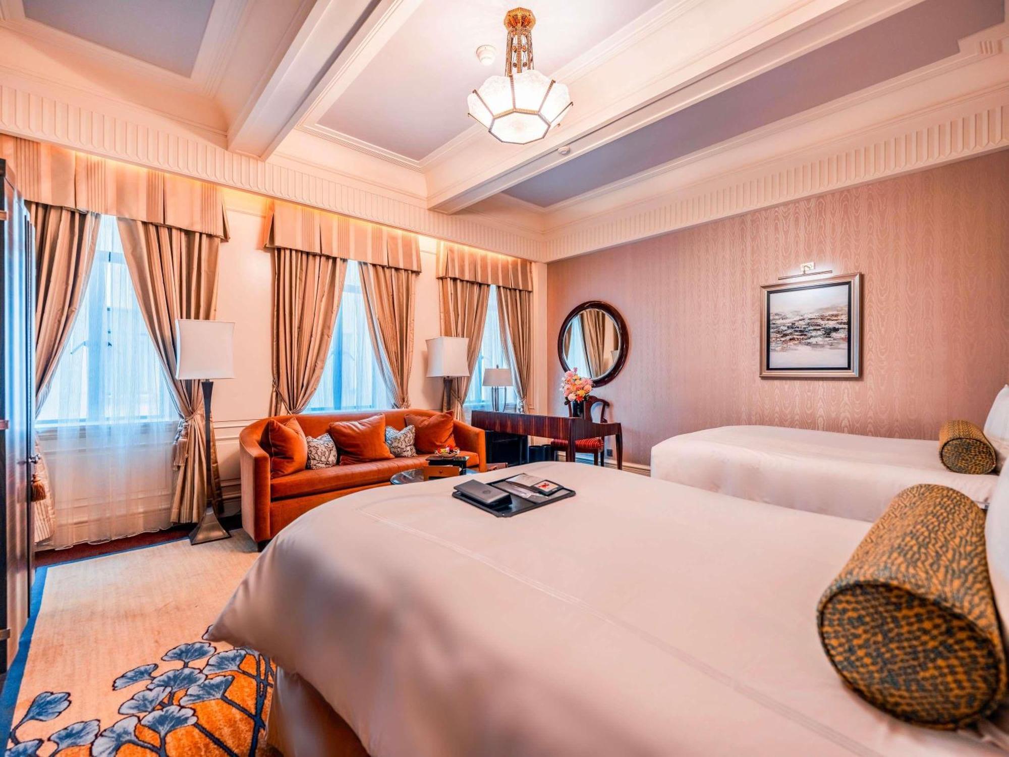 Deluxe Twin Room ‌First Round Minibar Soft Drink
