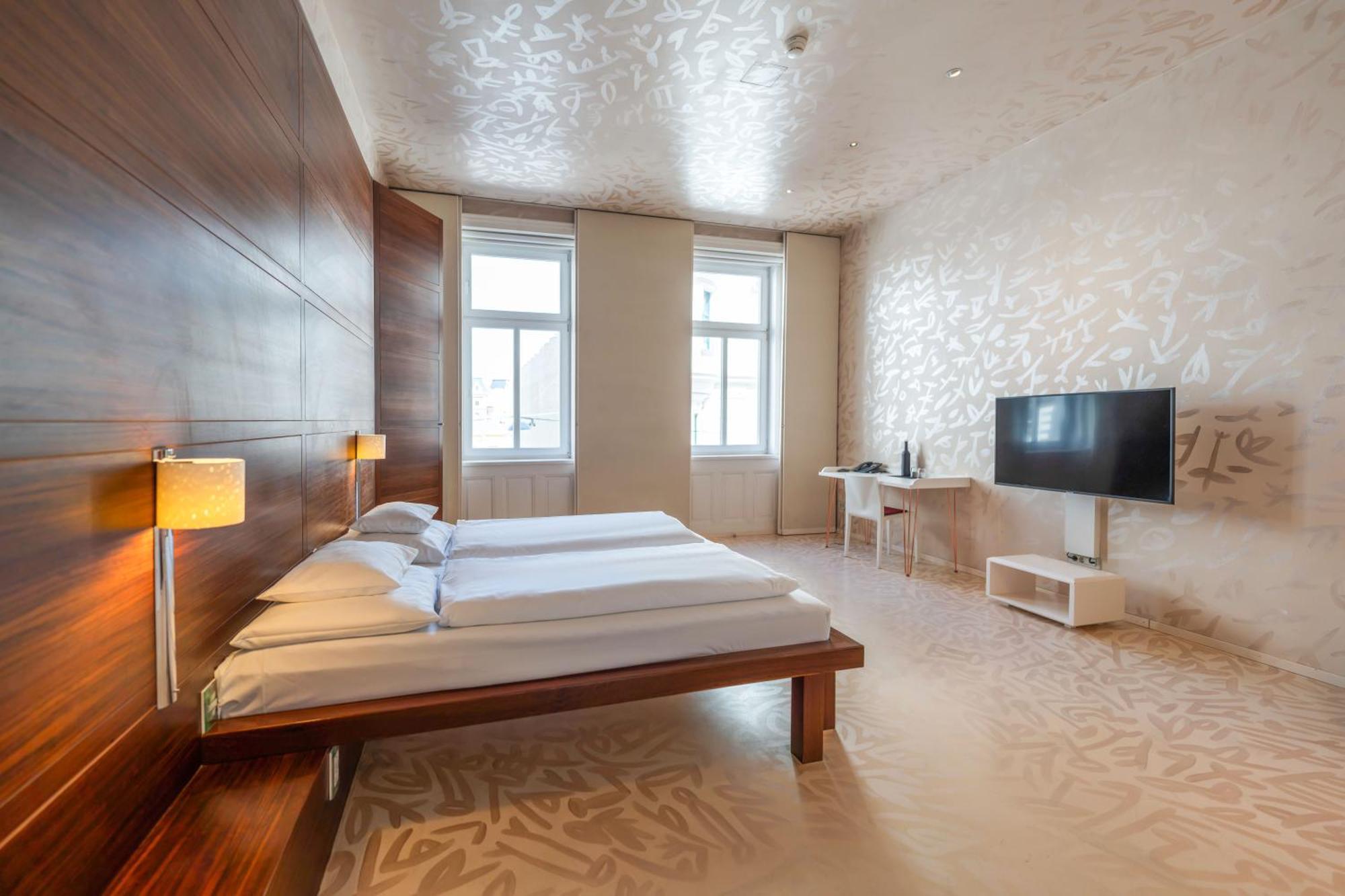 Design Double Room