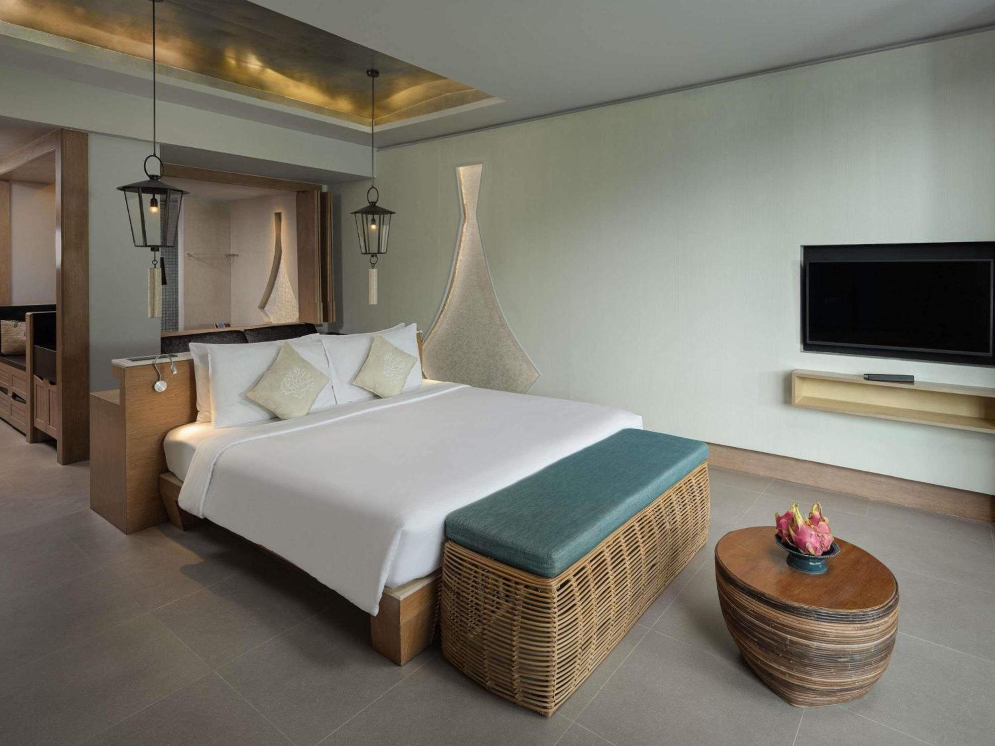 Premier King Room