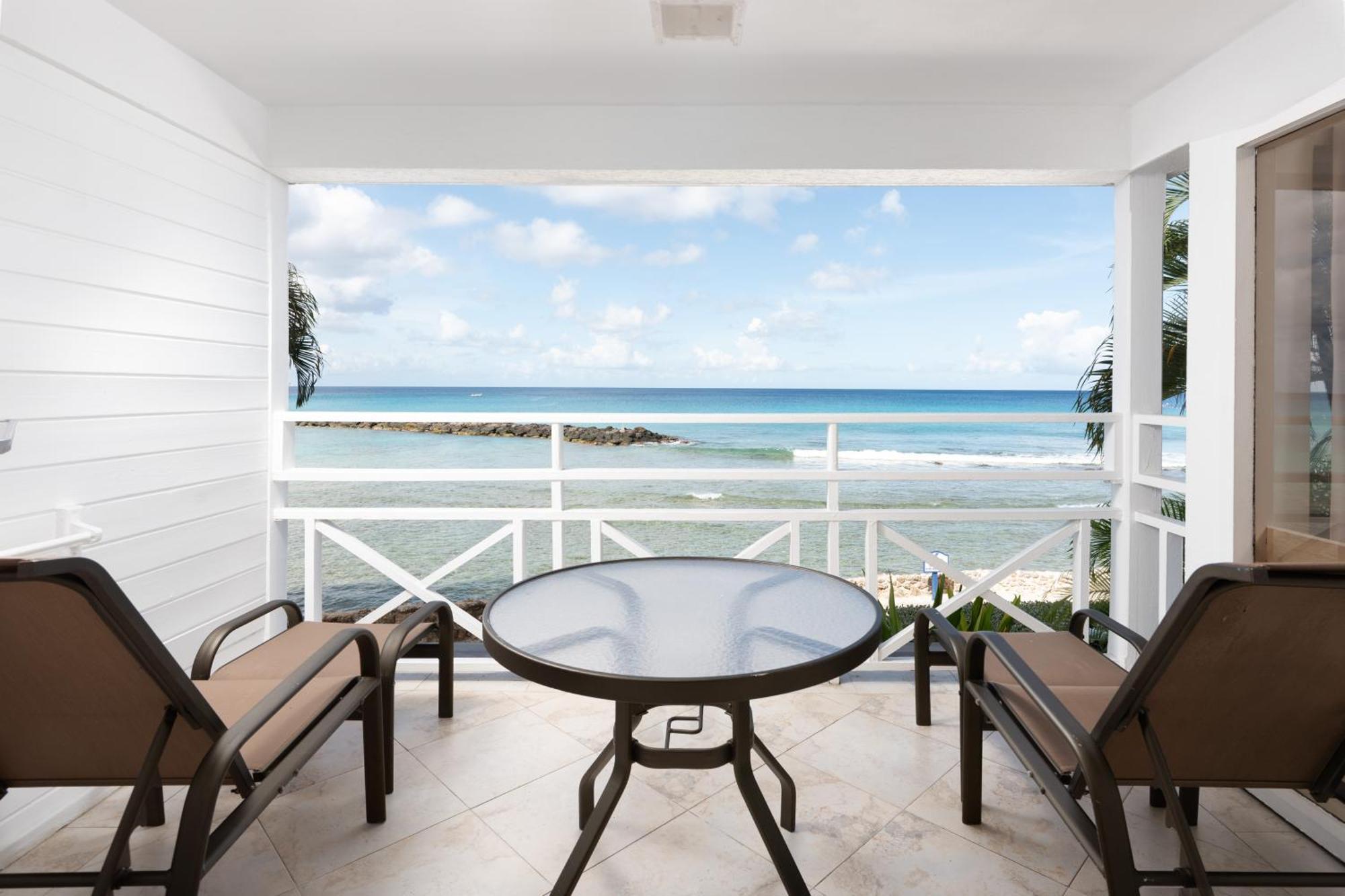 One-Bedroom Ocean Front Suite