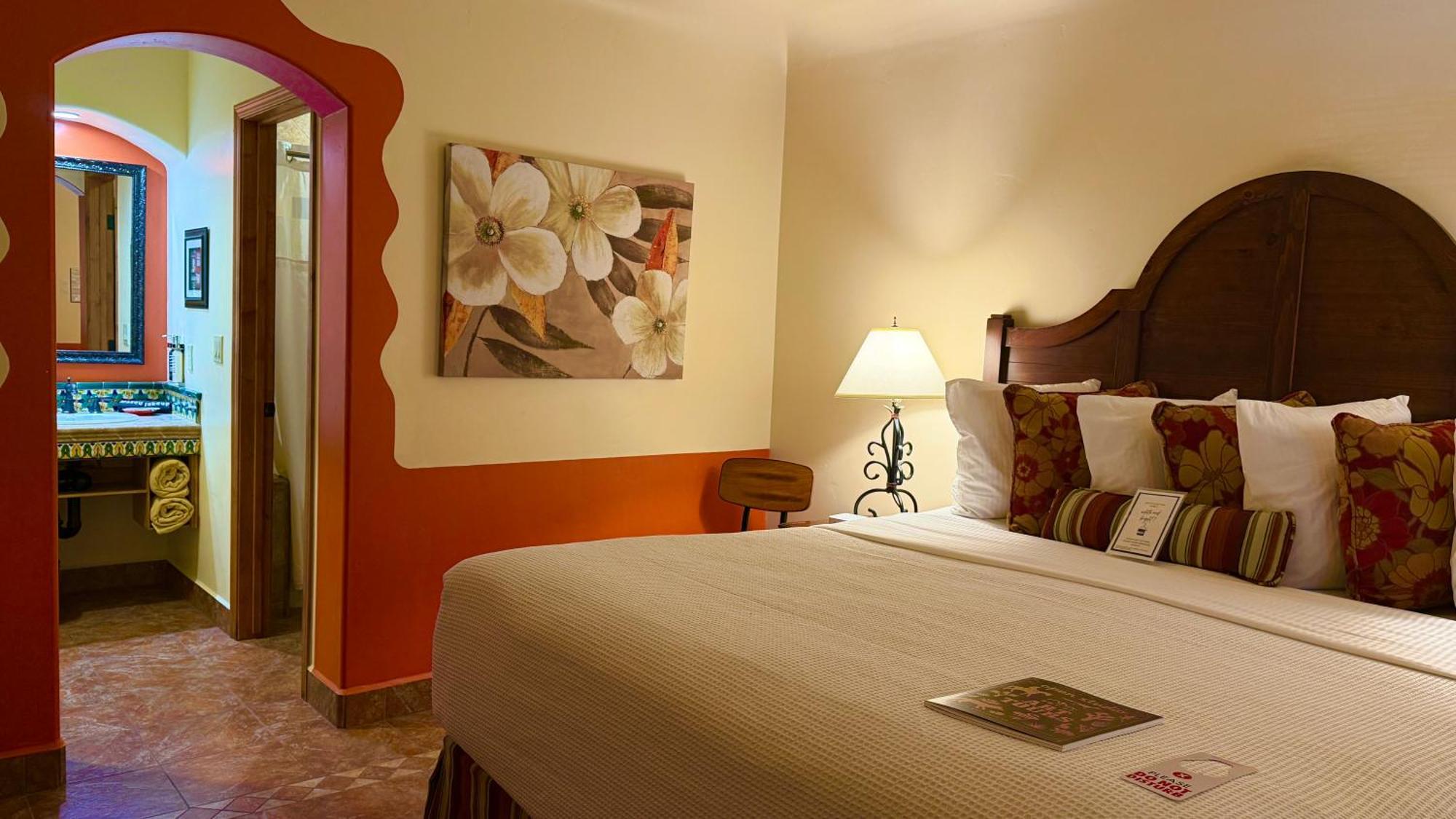 King Suite Spa Bath