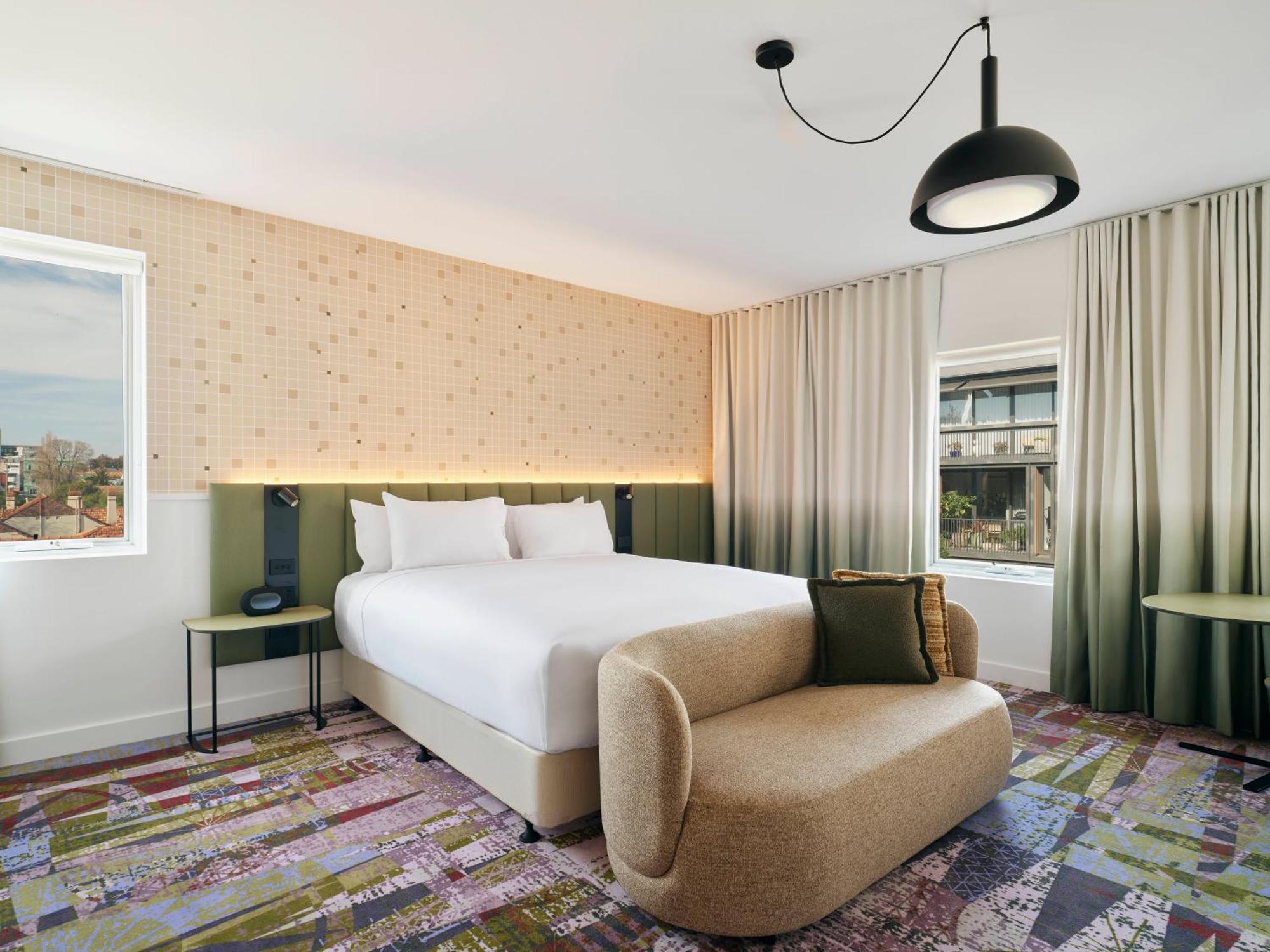 Superior King Room