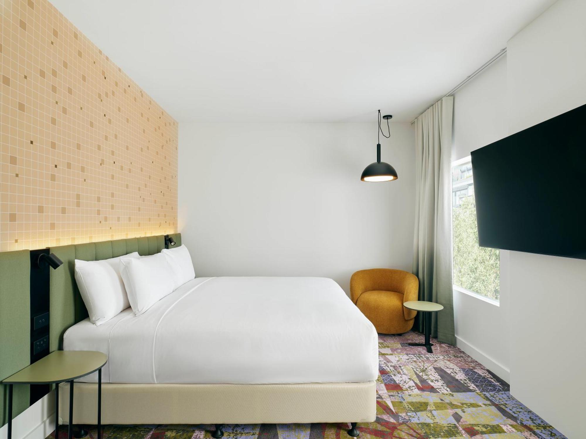 Standard King Room