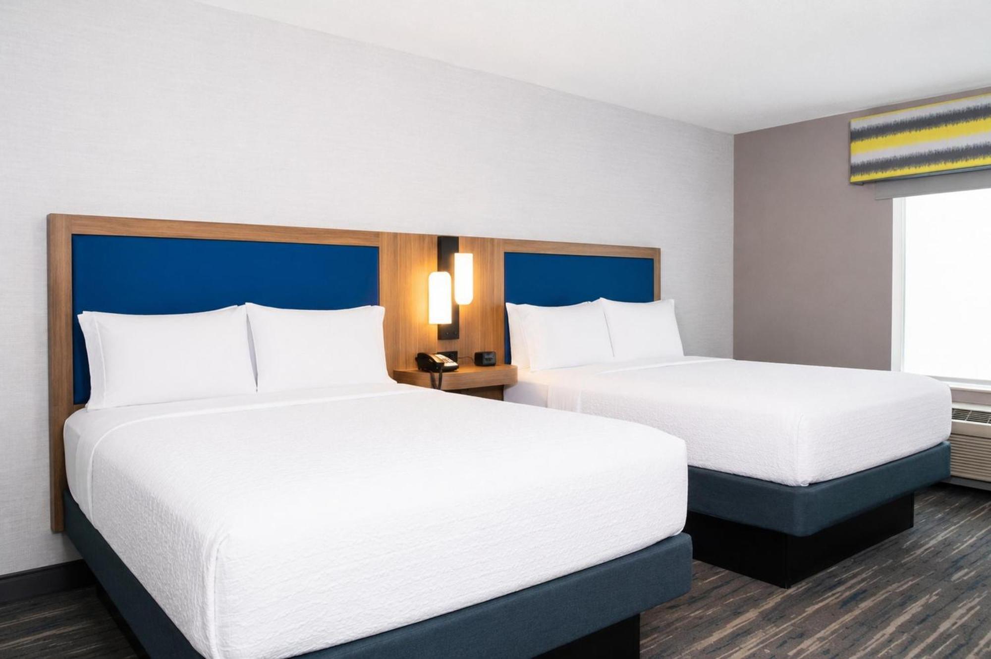 Room Two Queen Beds Non-Smoking