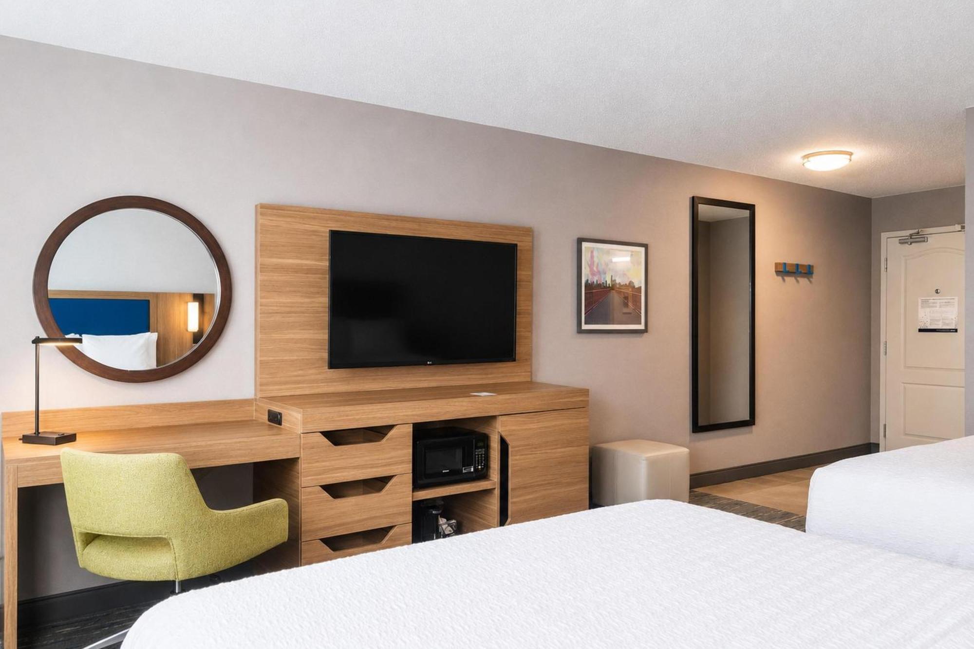 Room Two Queen Beds Non-Smoking