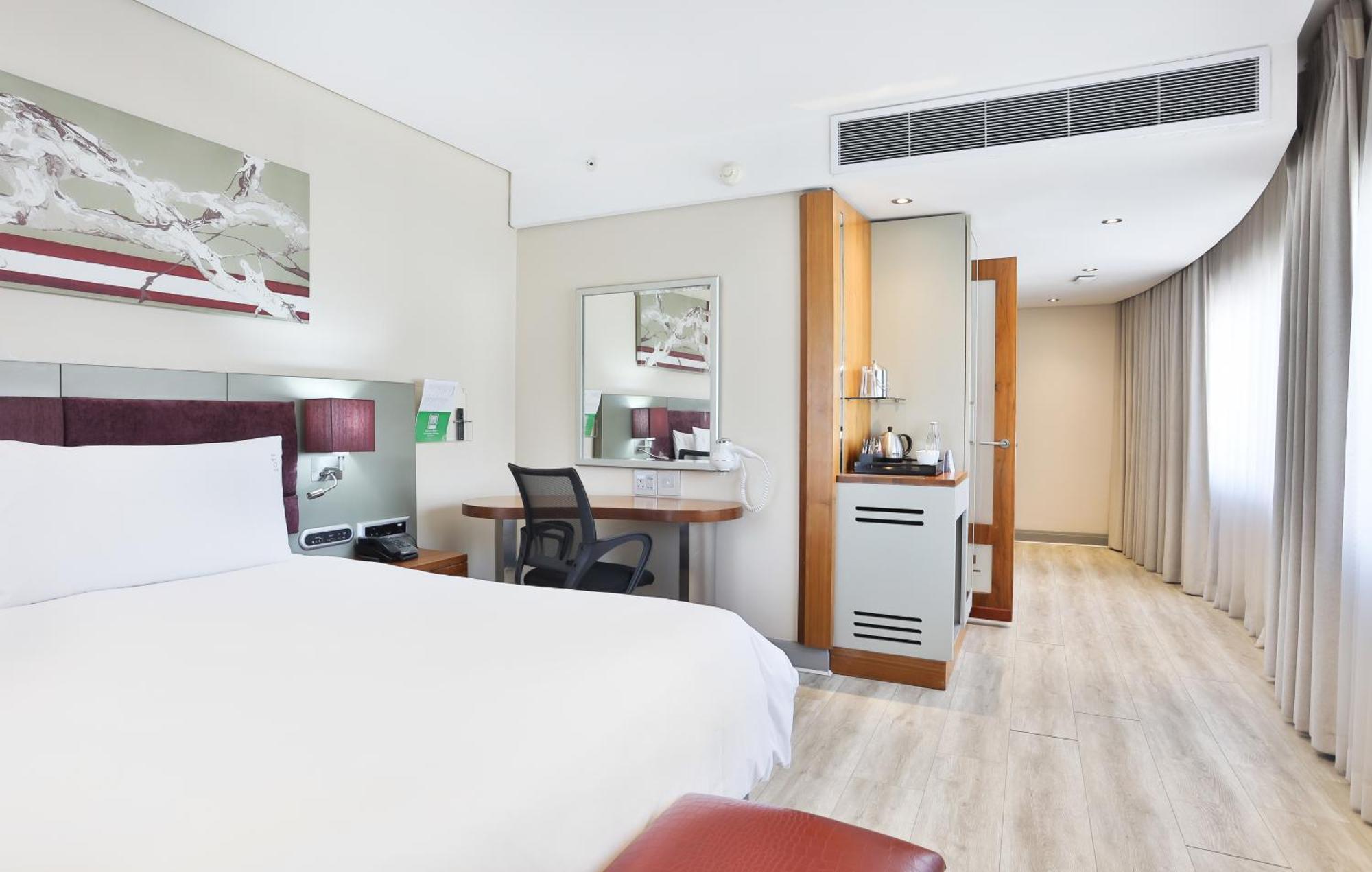 Premium King Room