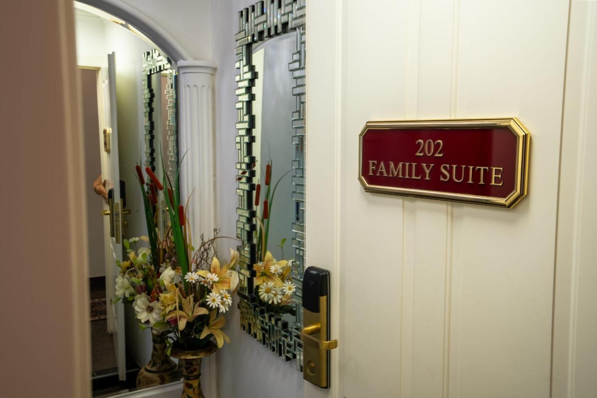 Standard Suite