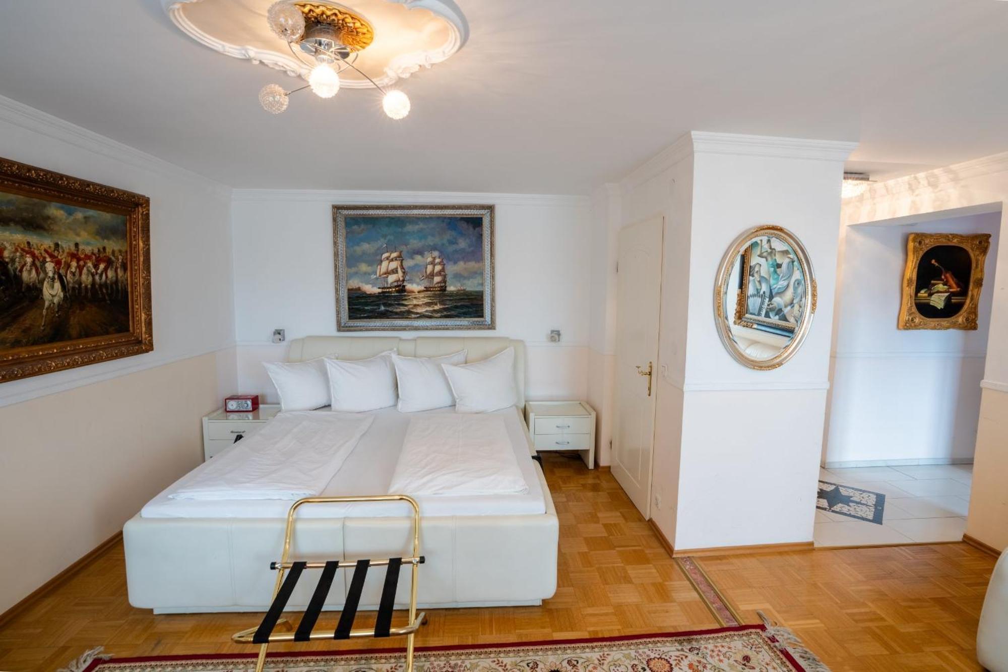 Standard Suite
