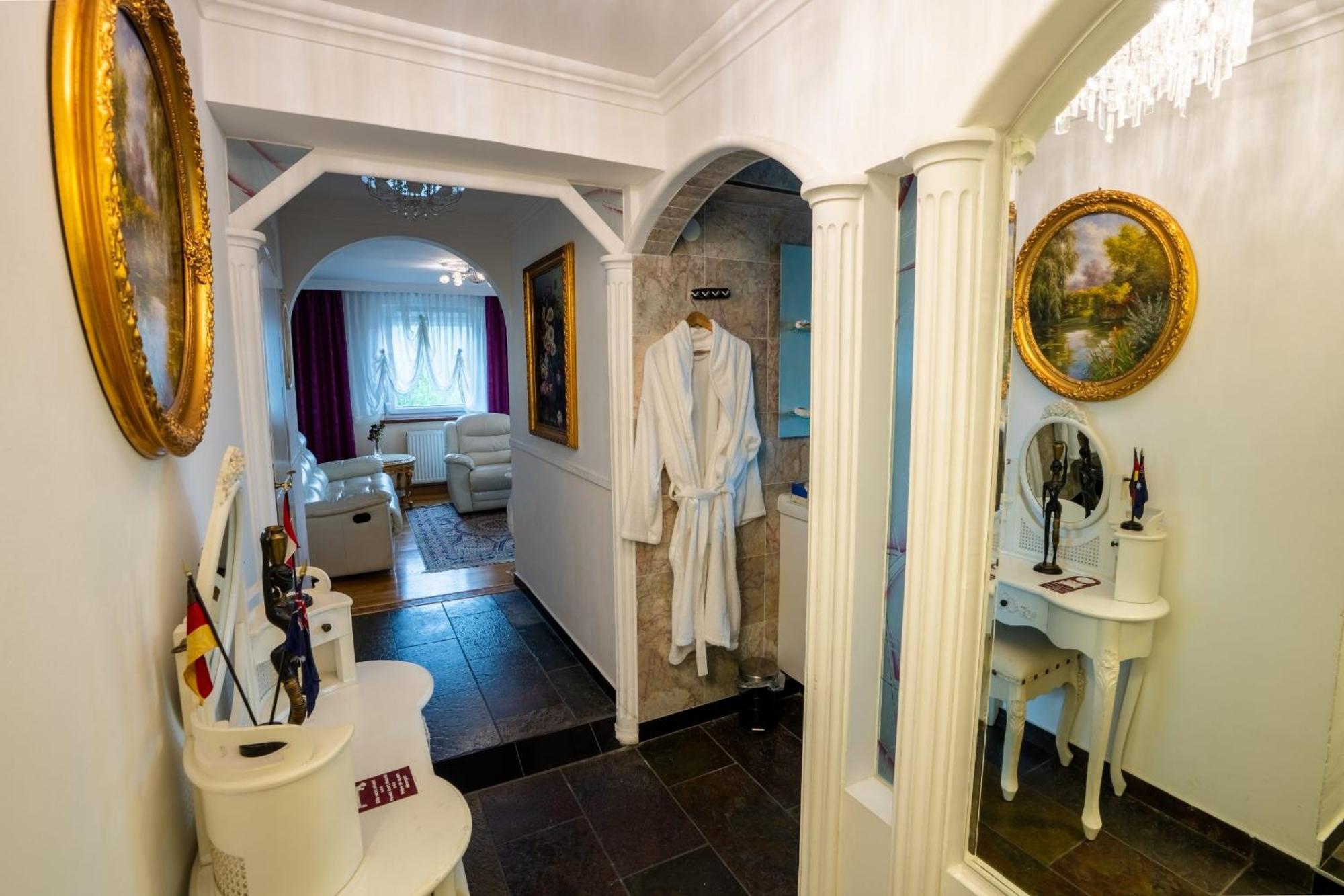 Standard Suite