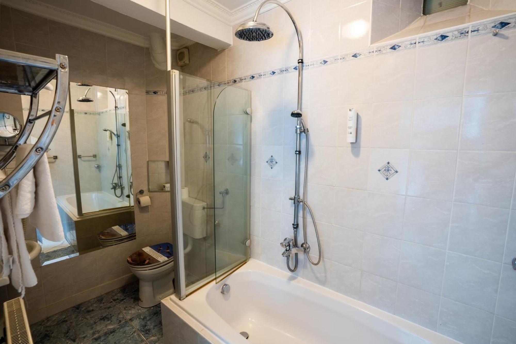 Standard Single Room