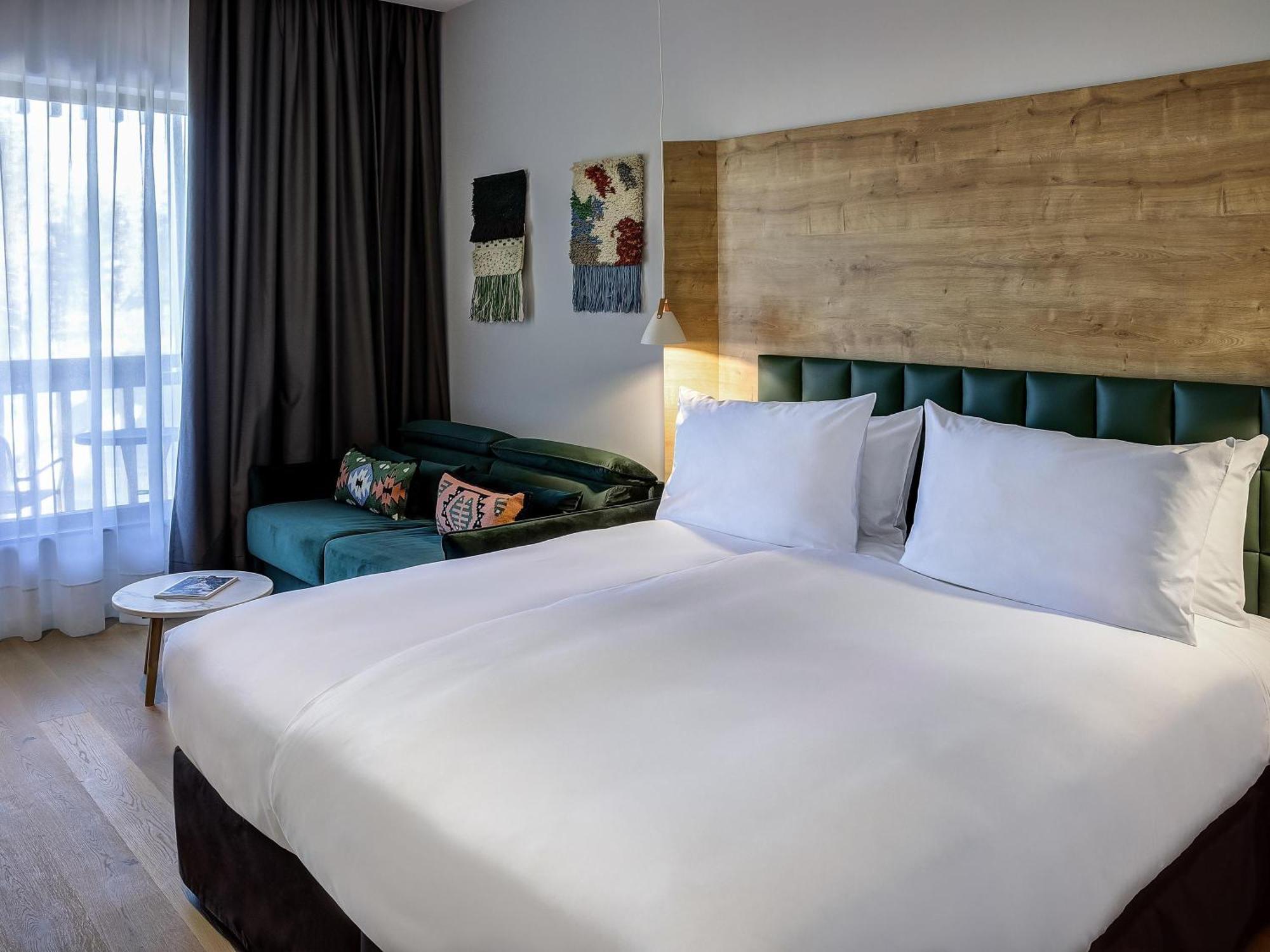 Superior King Room Balcony