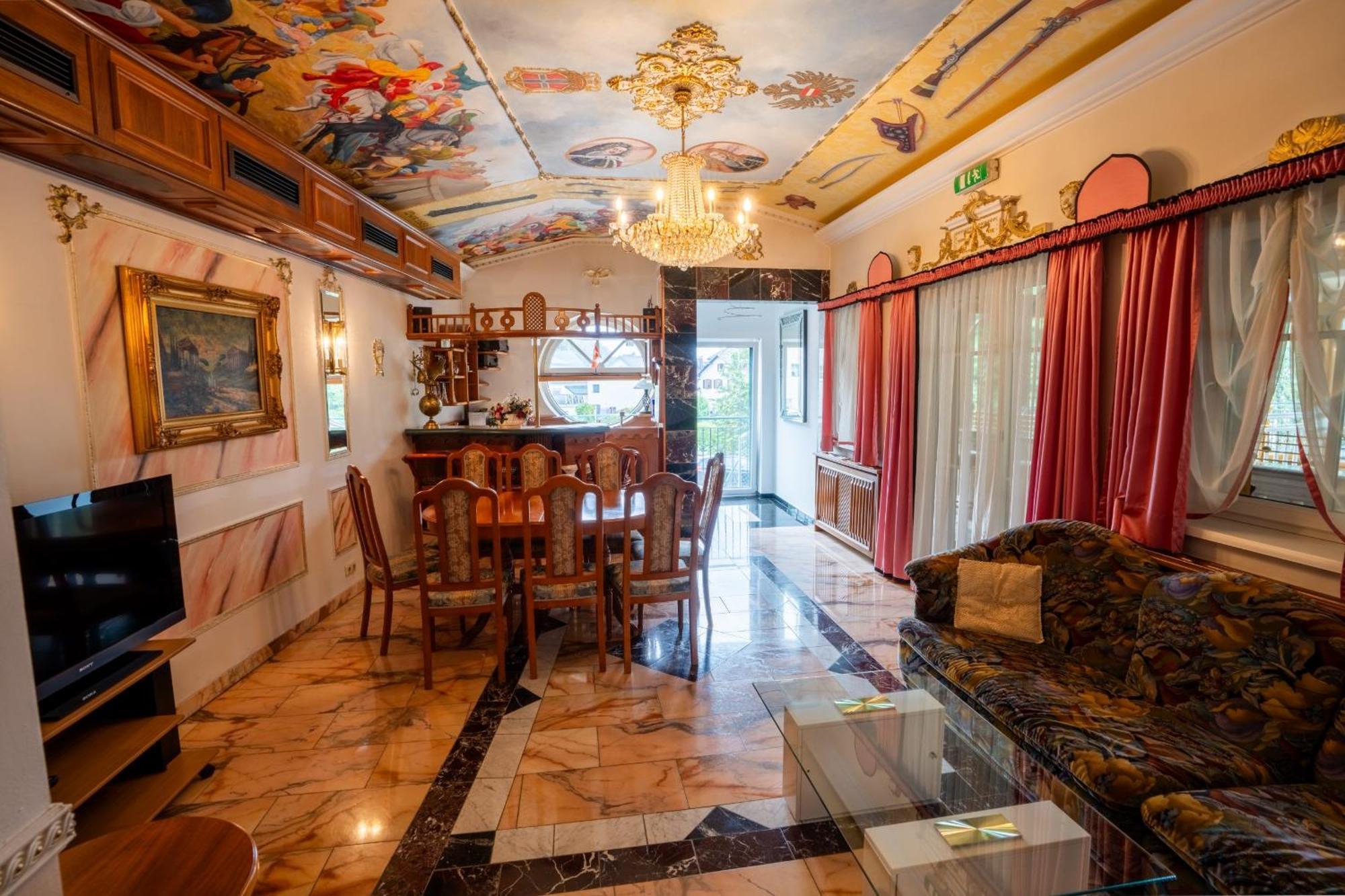 Standard Suite
