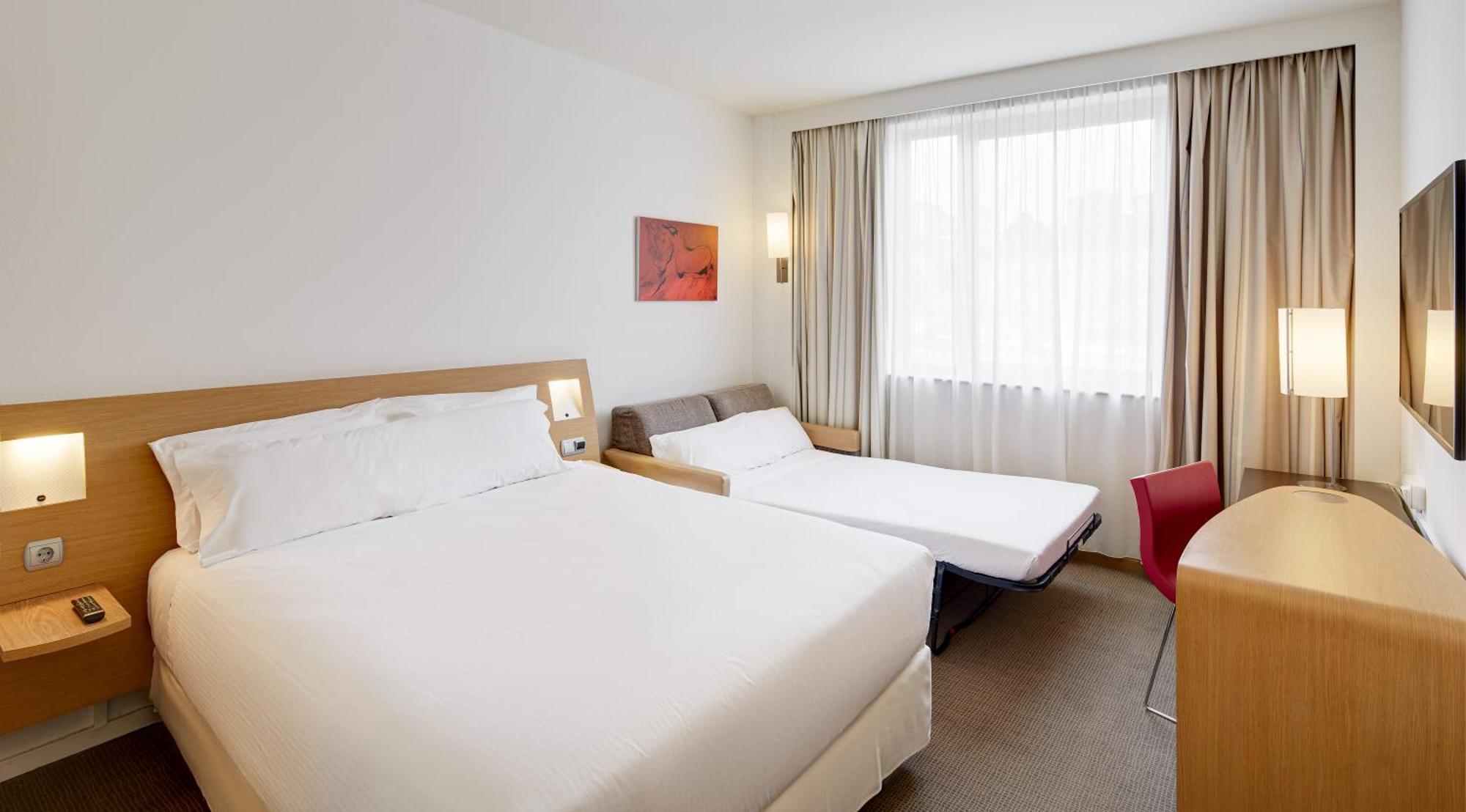 Standard Twin Room Sofa