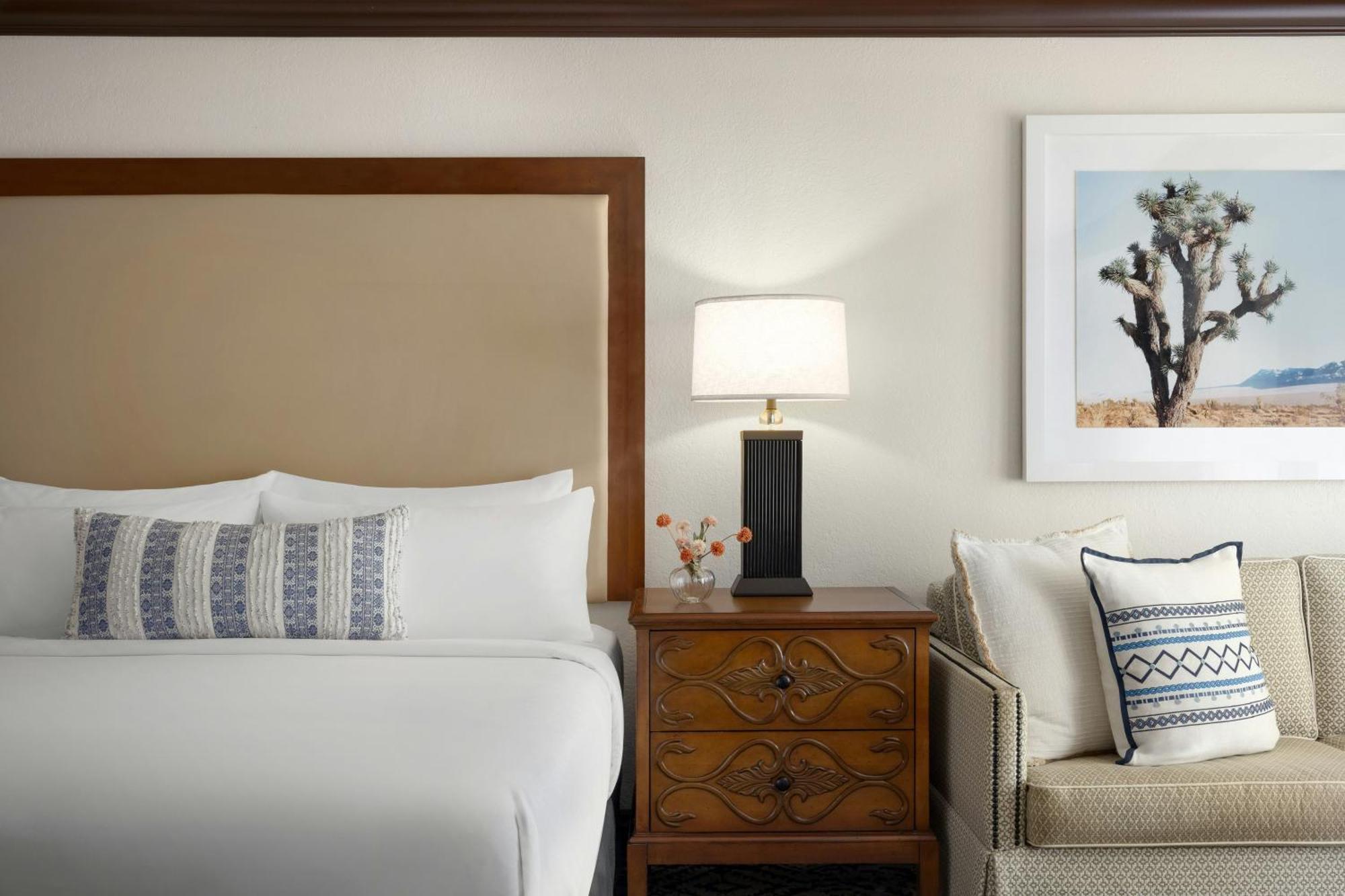 Traditional Room 2 Queen Beds