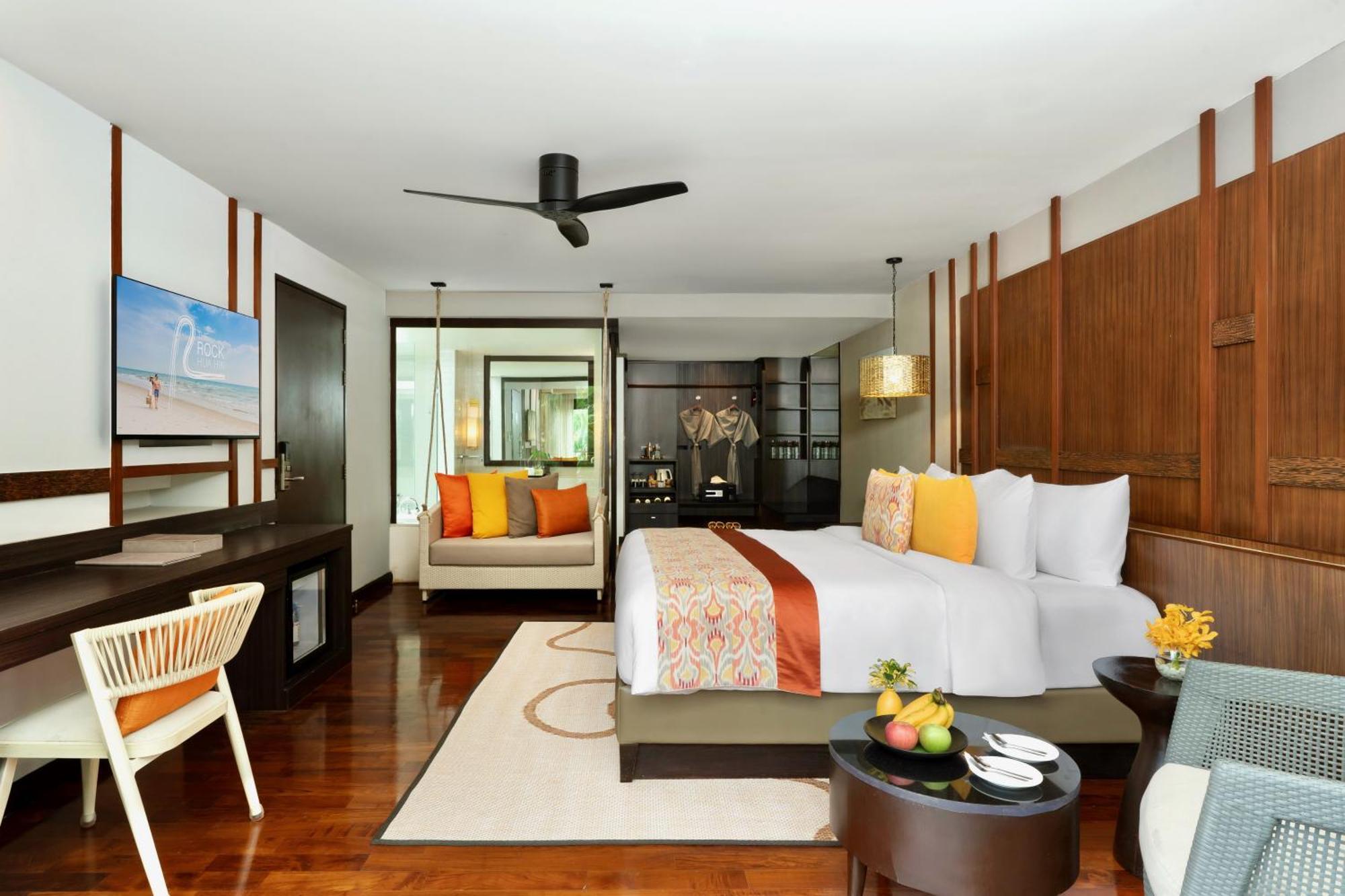 Pearl Suite