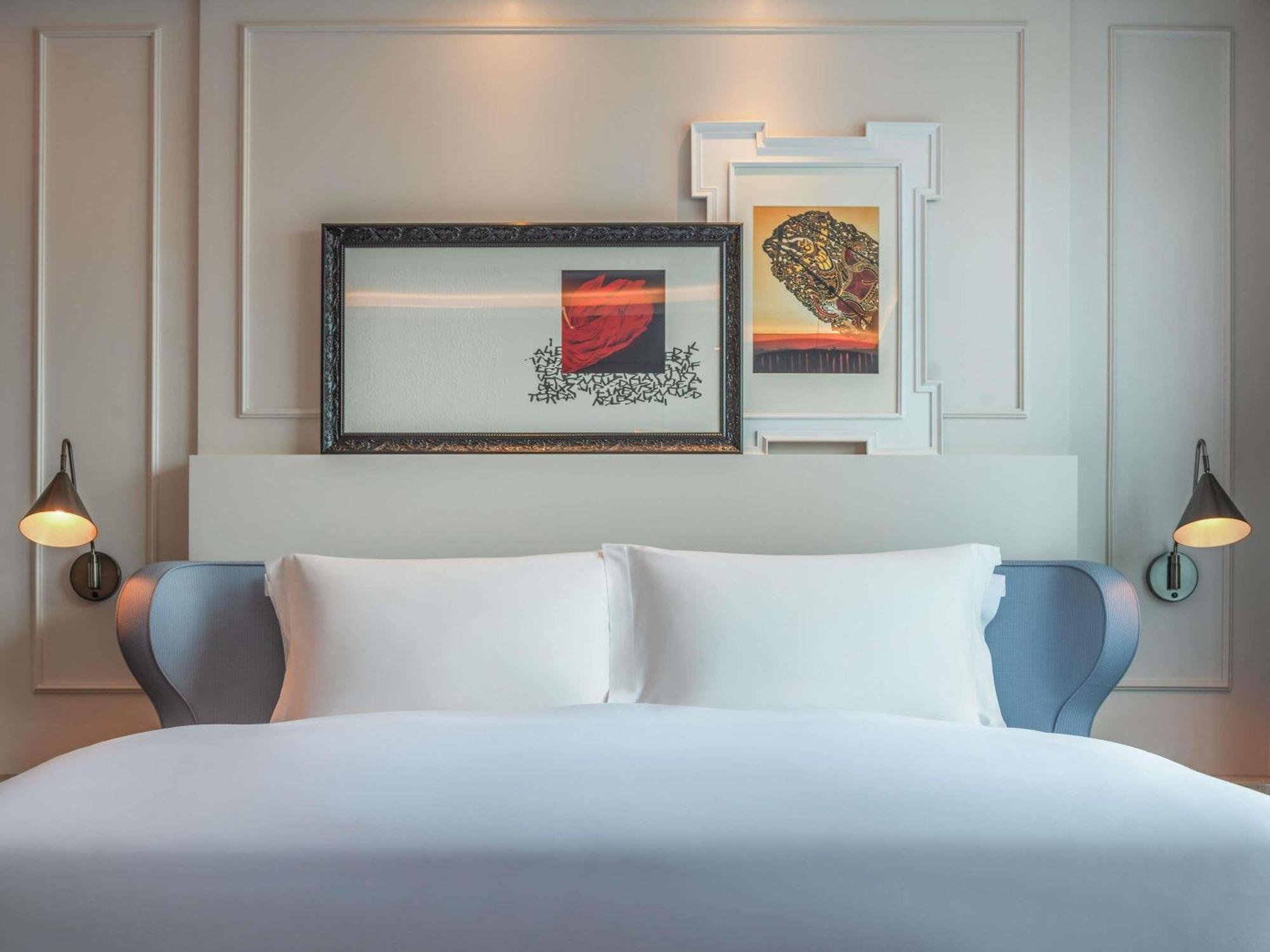 Luxury King Room
