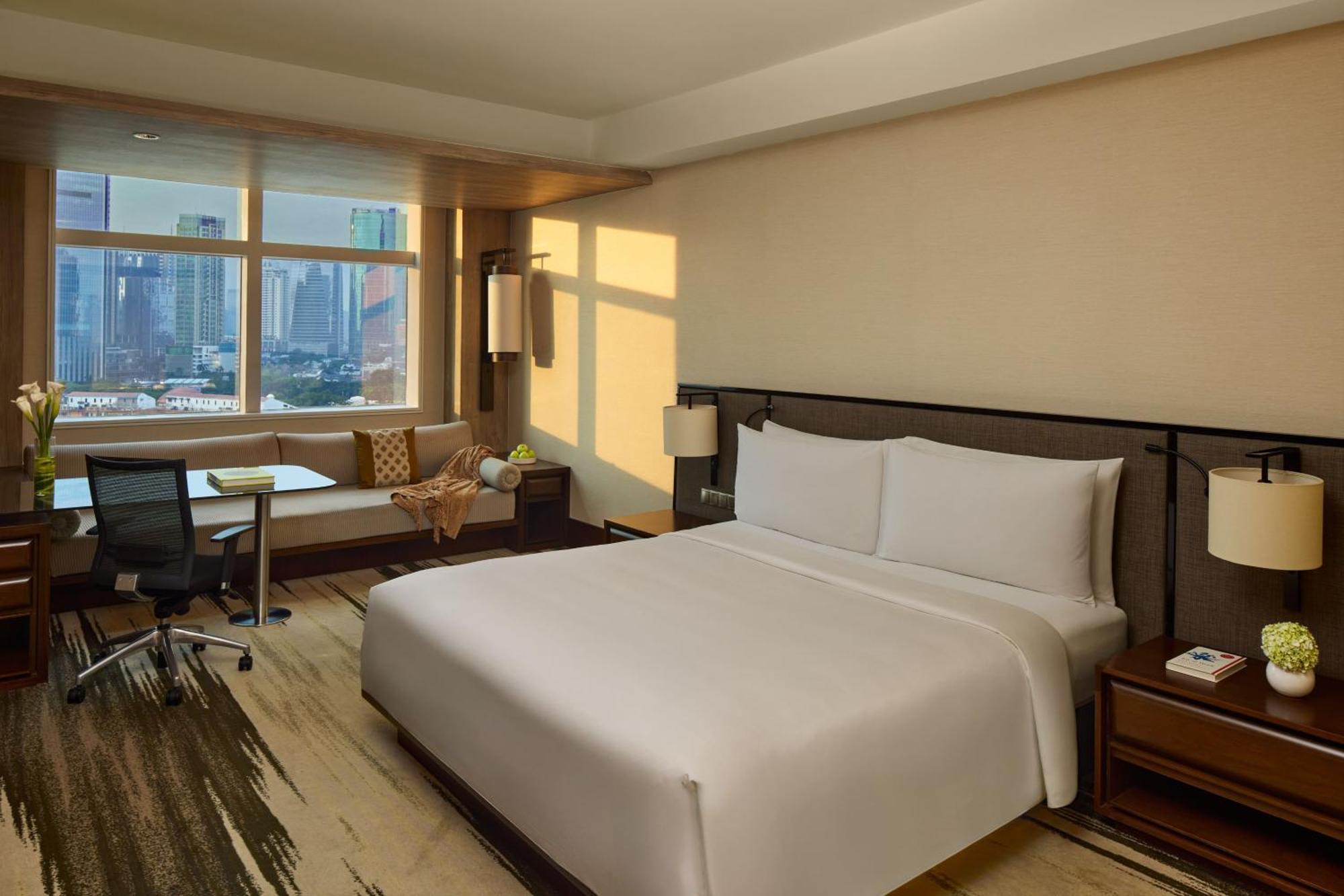 Red Level Room Executive Lounge Access