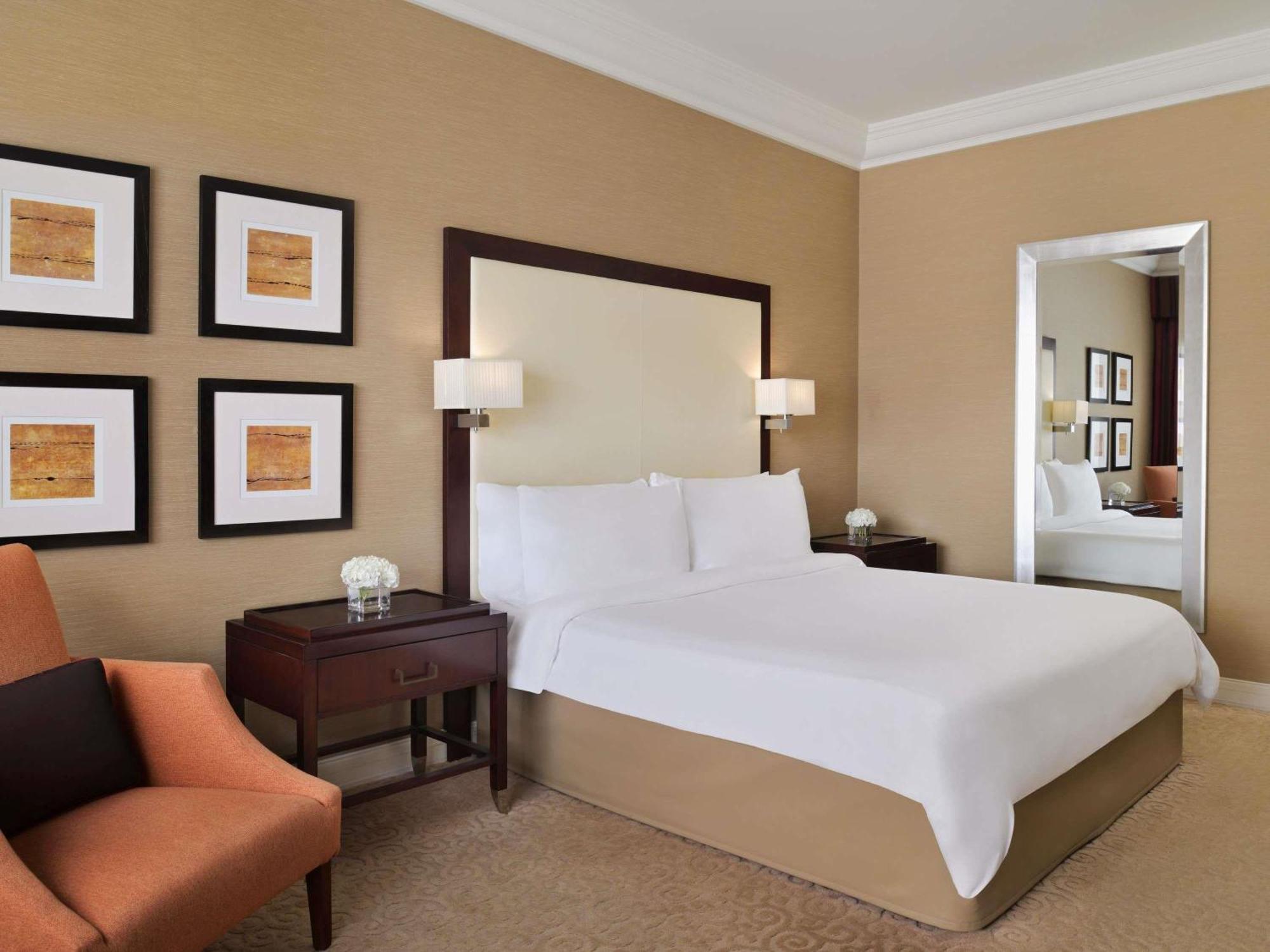 Classic King Room Daily Shuttle to DCC Mall Al Mamzar Beach