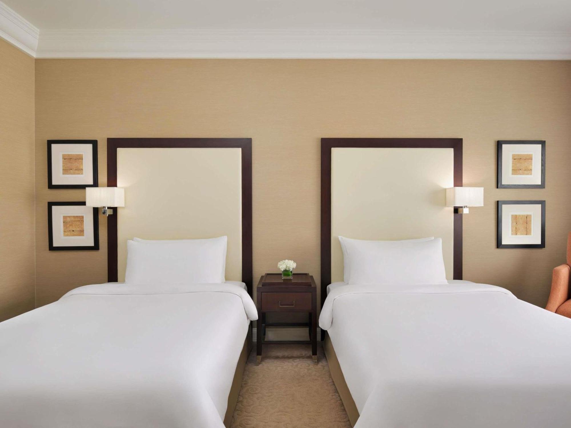 Classic Twin Room Daily Shuttle to DCC Mall Al Mamzar Beach