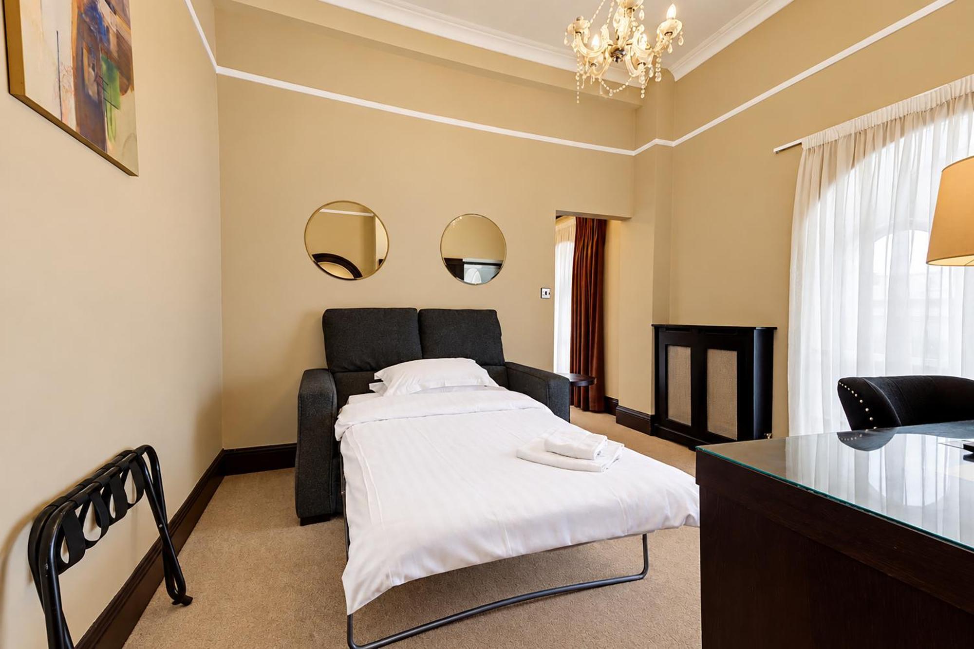 Superior Family Room