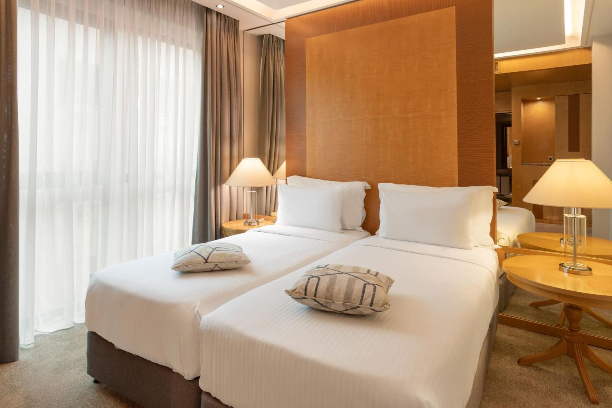 Interconnecting Supreme Room
