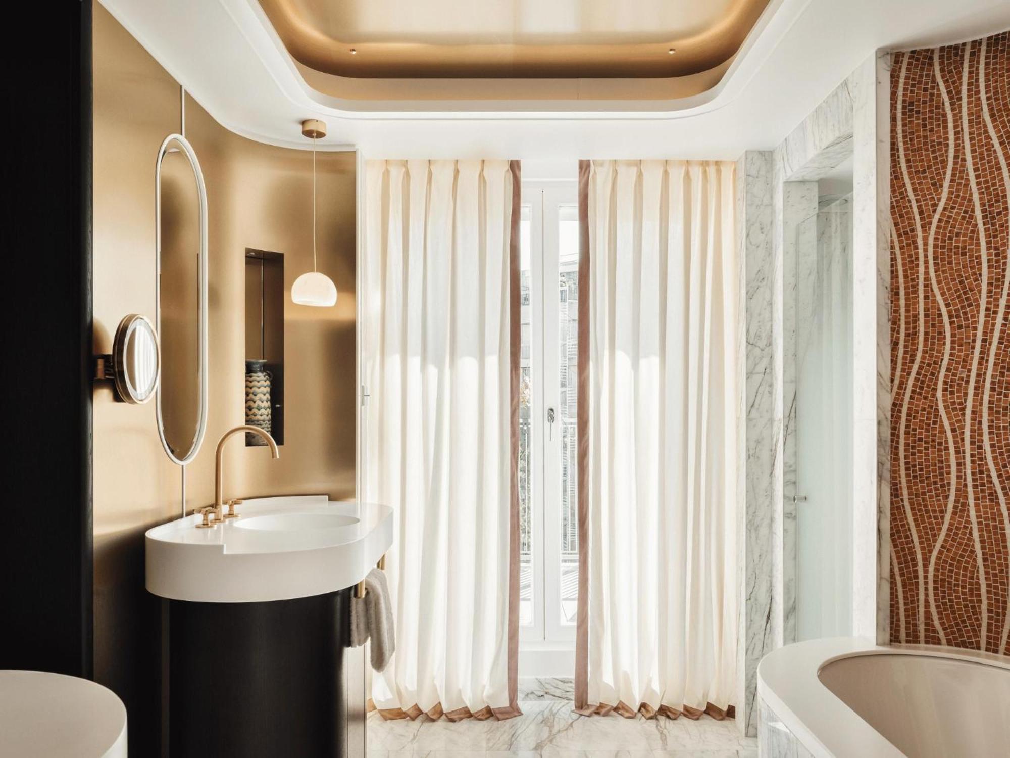 Marquis Suite