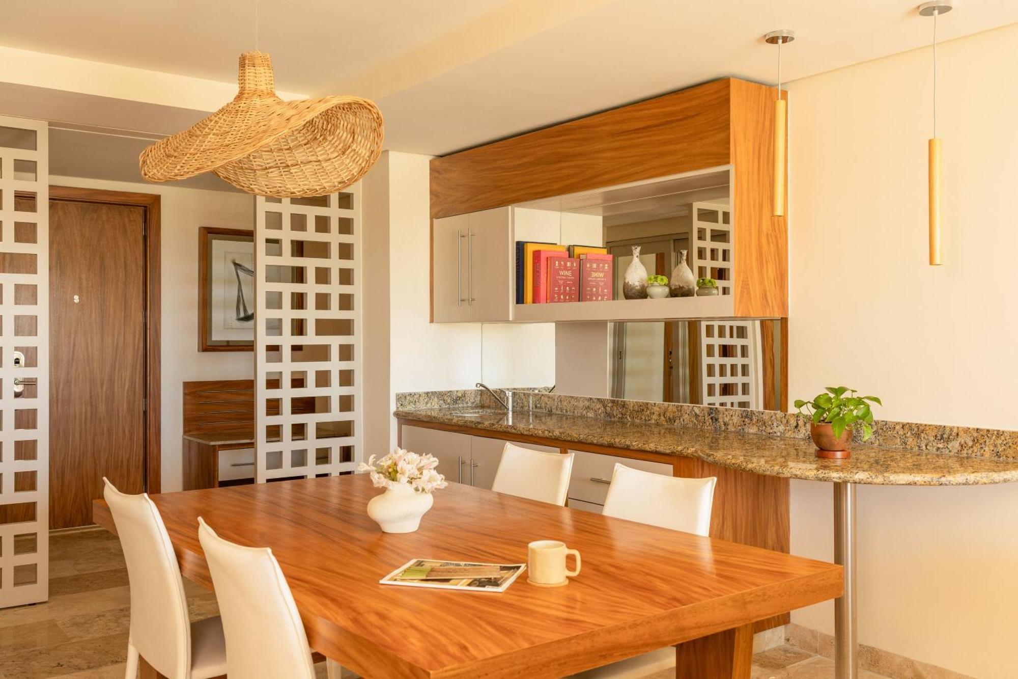 Master Suite Nature View