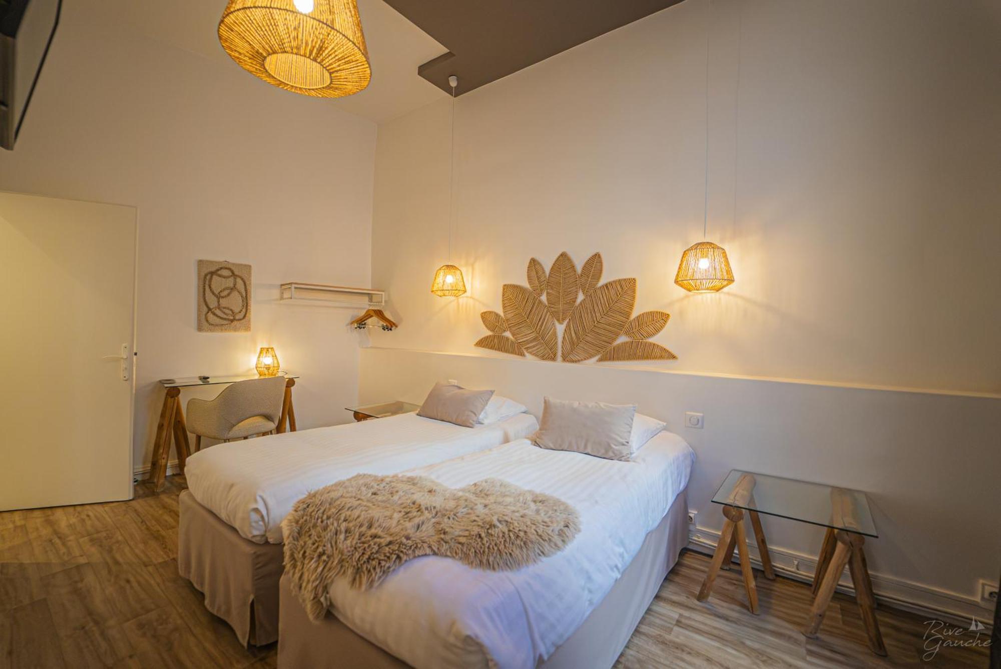 Standard Twin Room