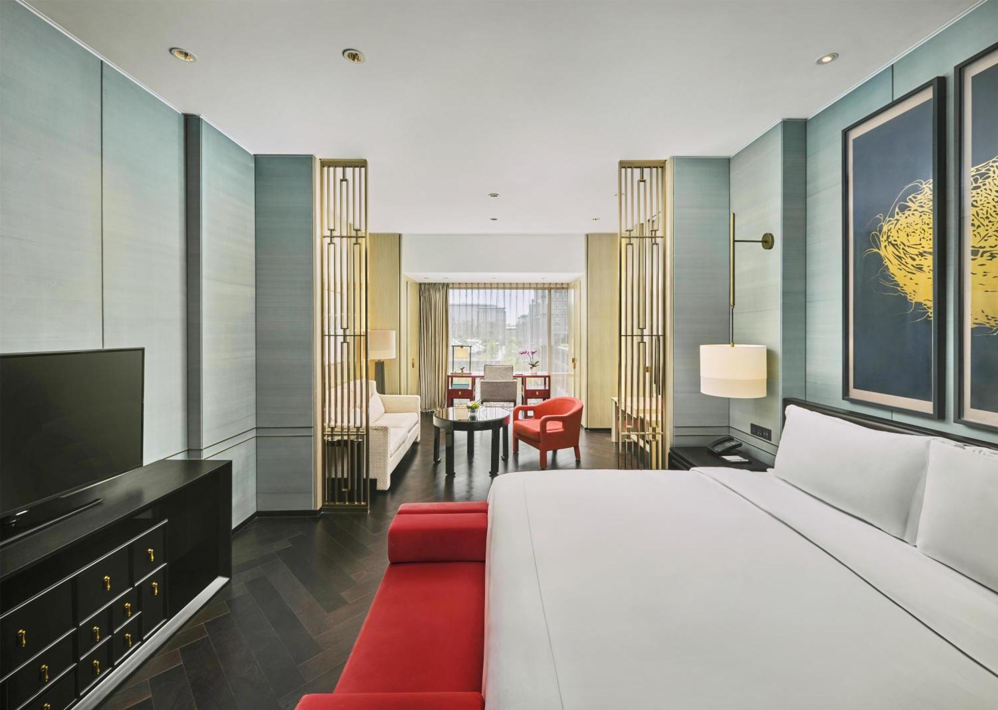 Premier King Room