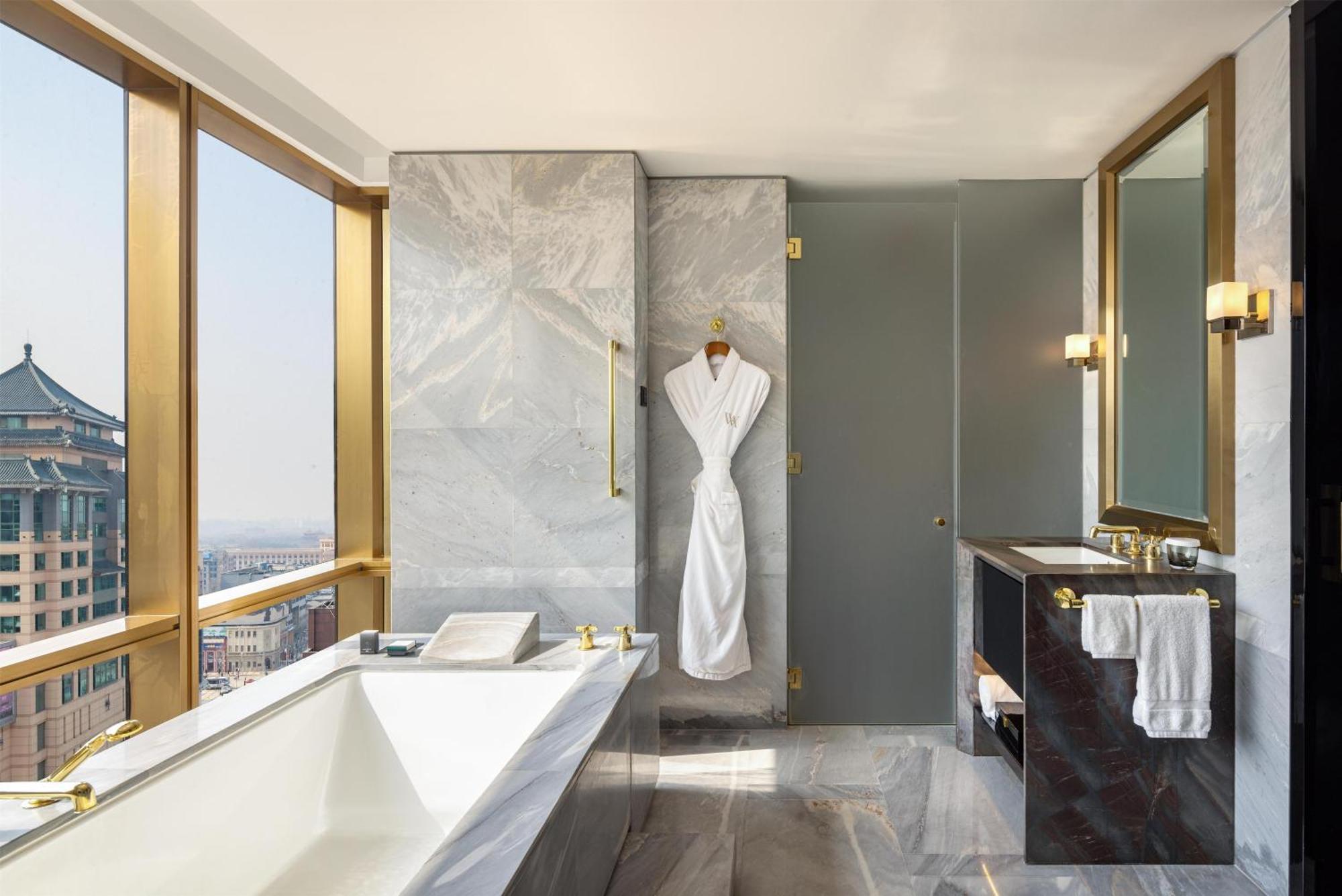 Premier King Room Panoramic View