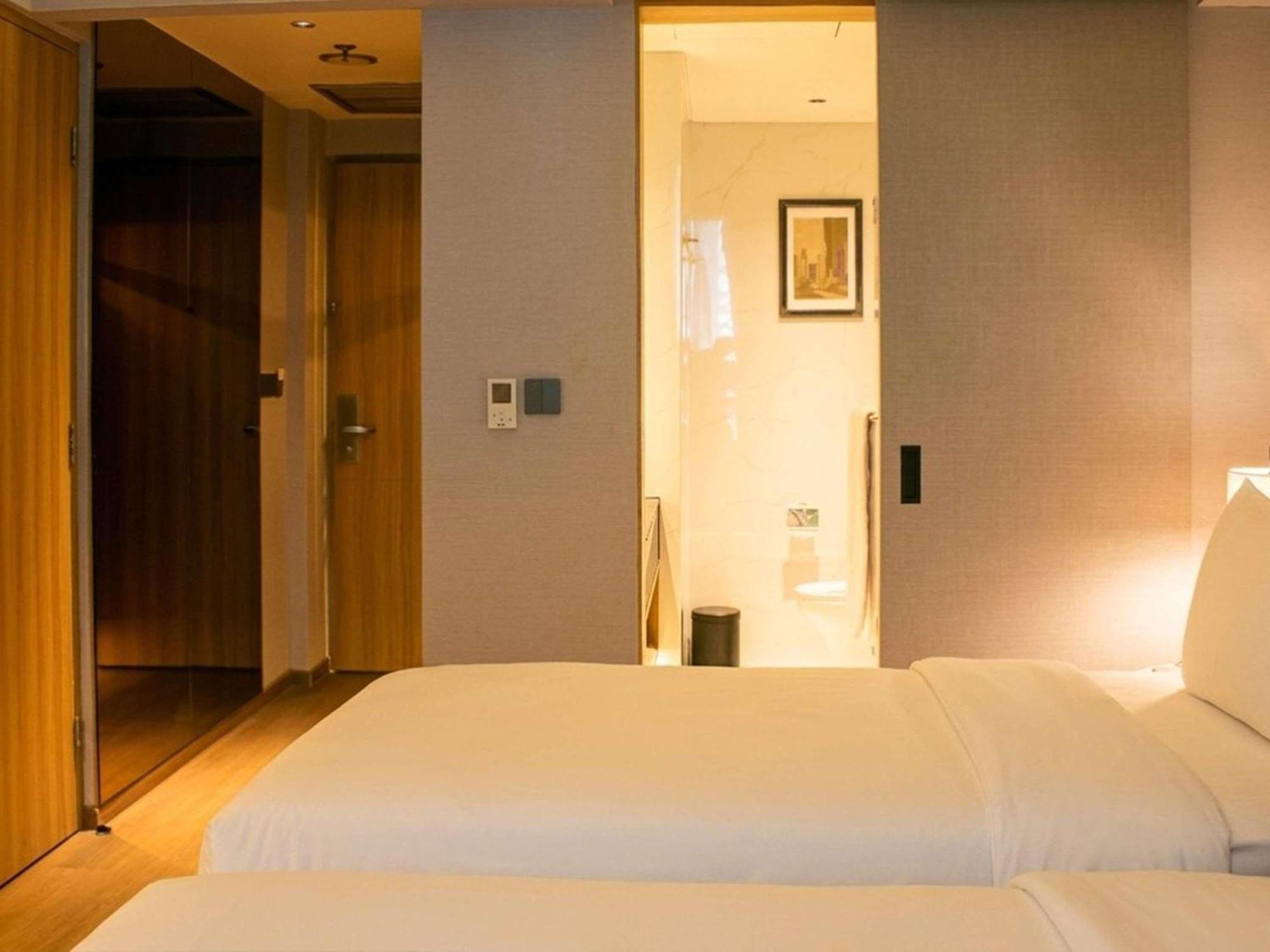 Classic Twin Room