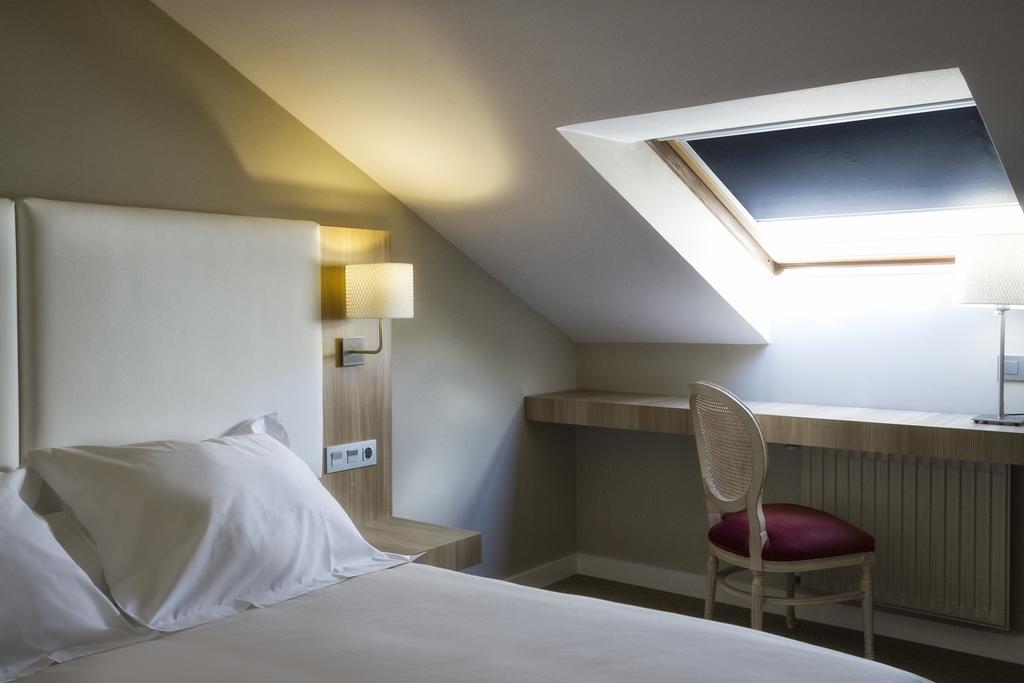 Double or Twin Room,1226886545:JPEG