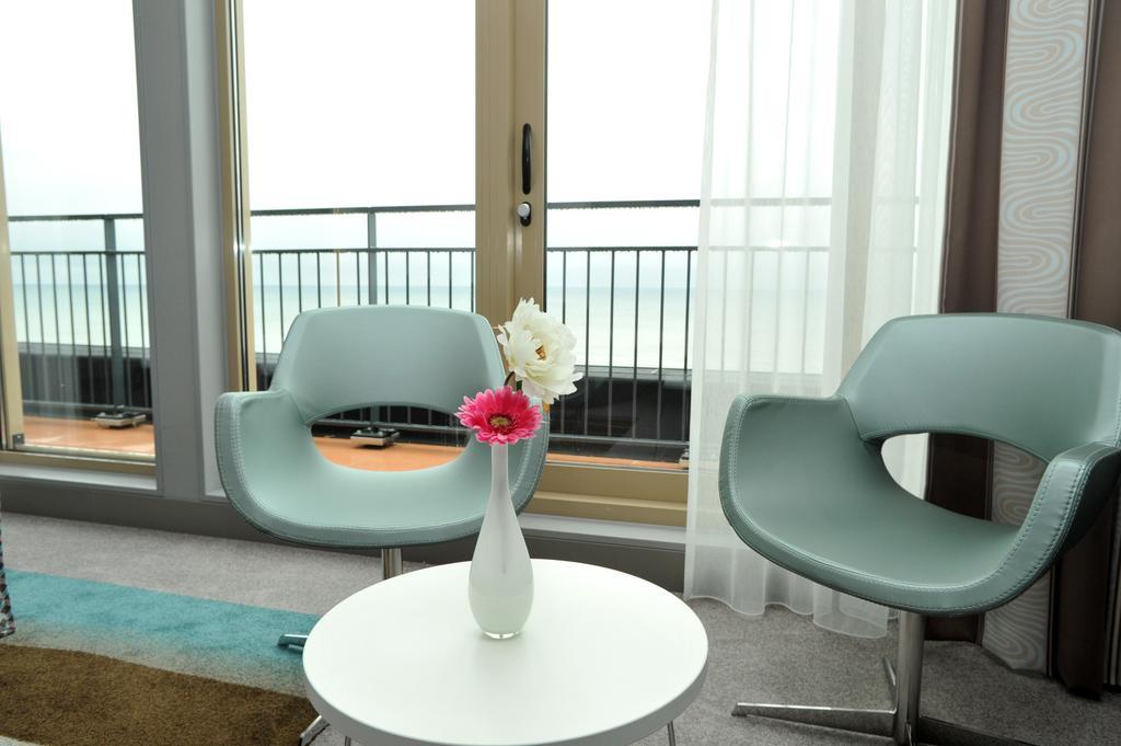 Single Room with Sea View,1580795381:JPEG